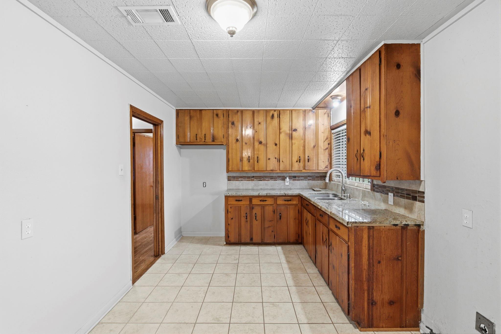 10229 Royal Oaks Drive