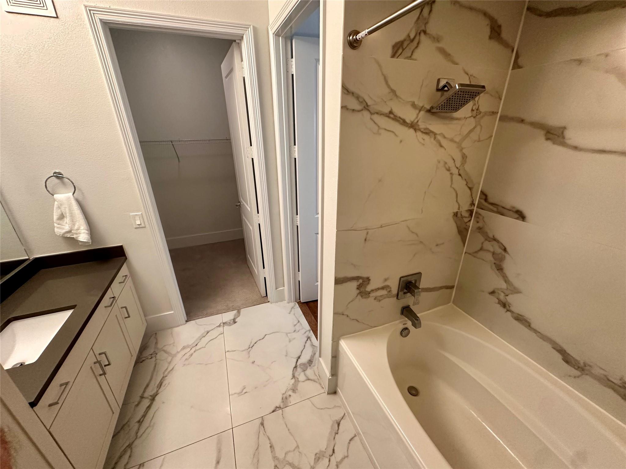 1508 Blodgett Street # 405