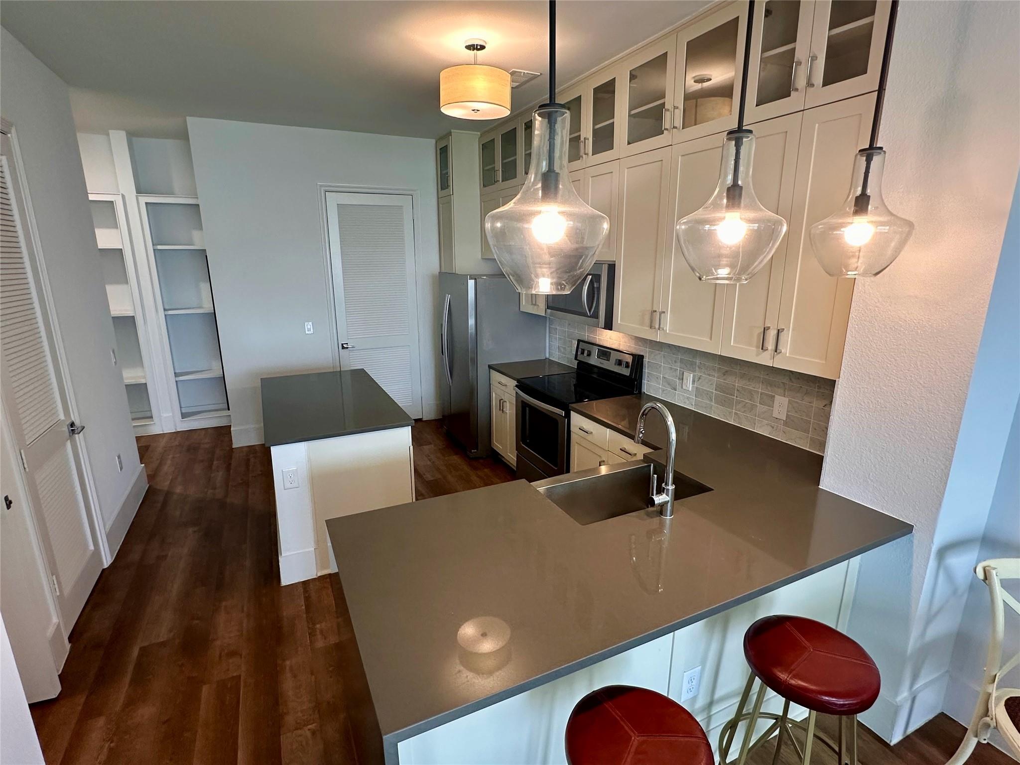 1508 Blodgett Street # 405