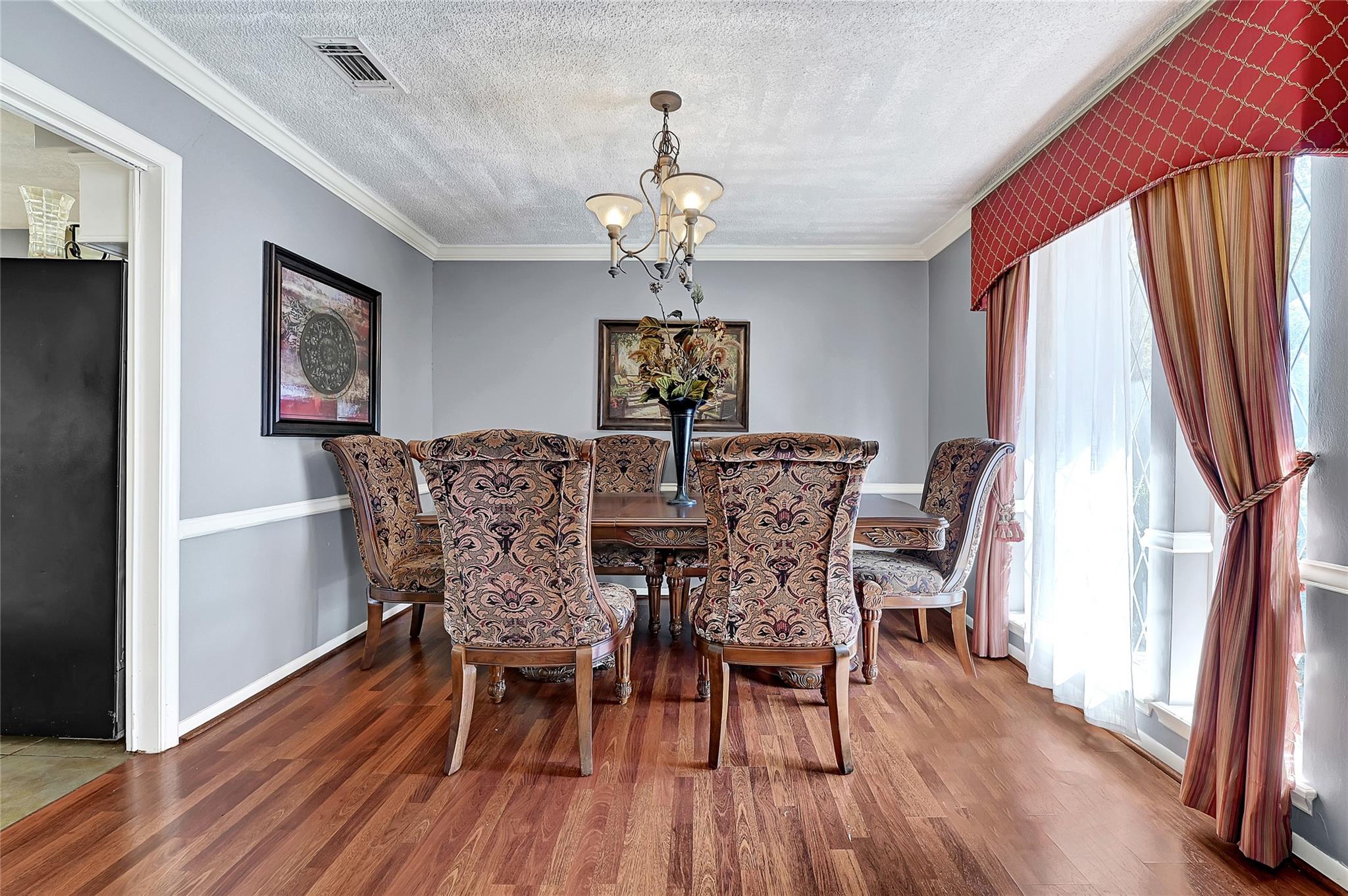 2302 Pecan Valley Court