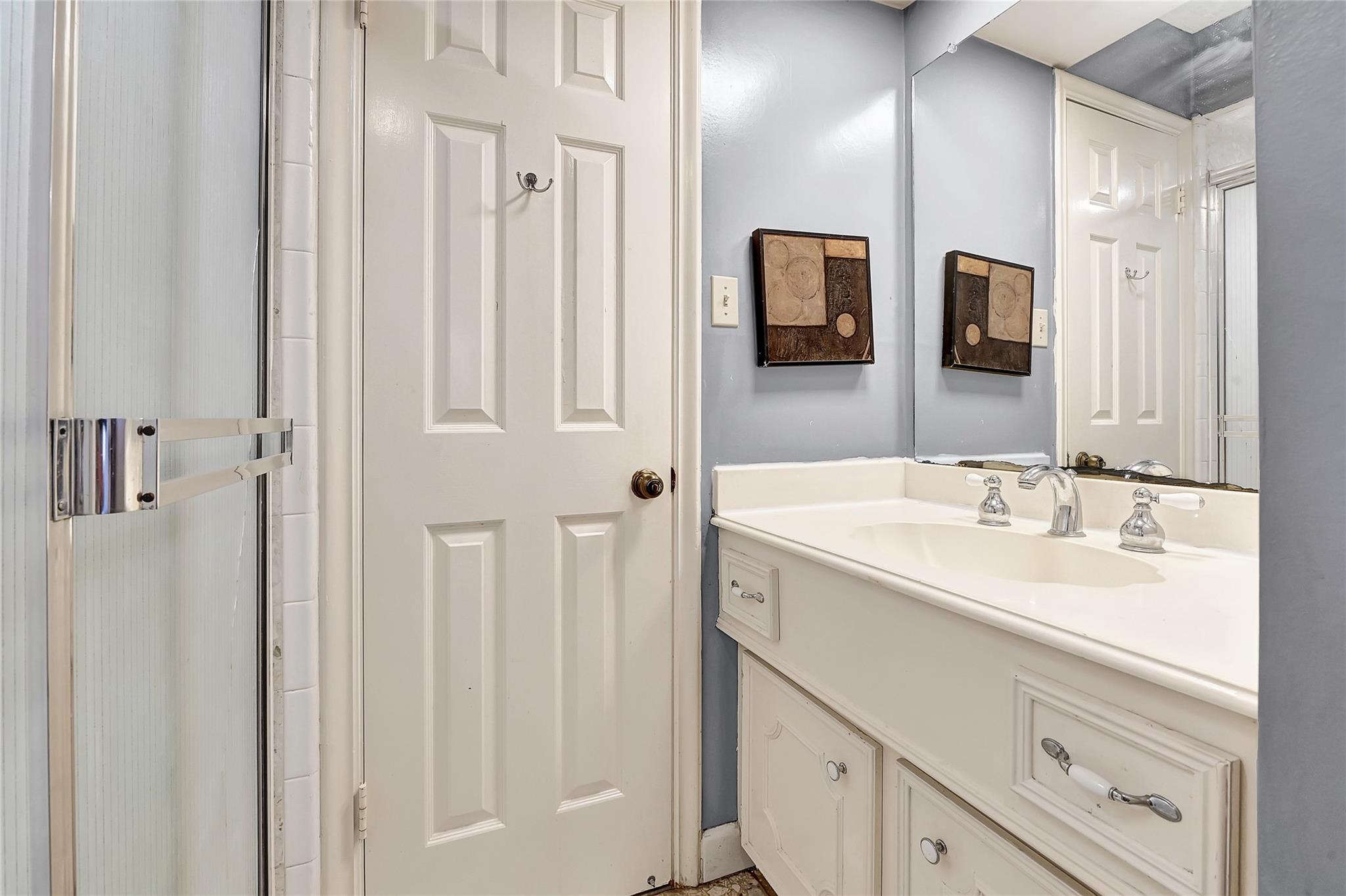 2302 Pecan Valley Court