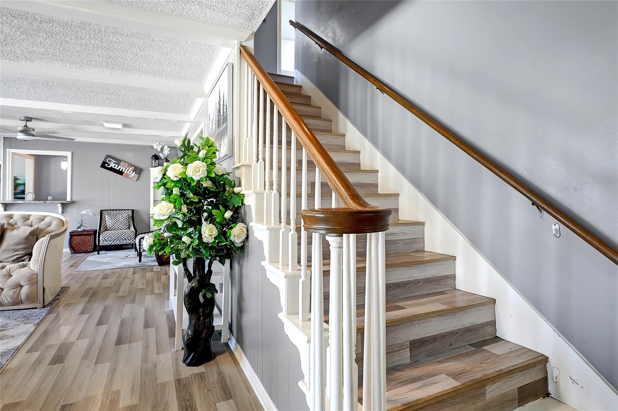 2302 Pecan Valley Court