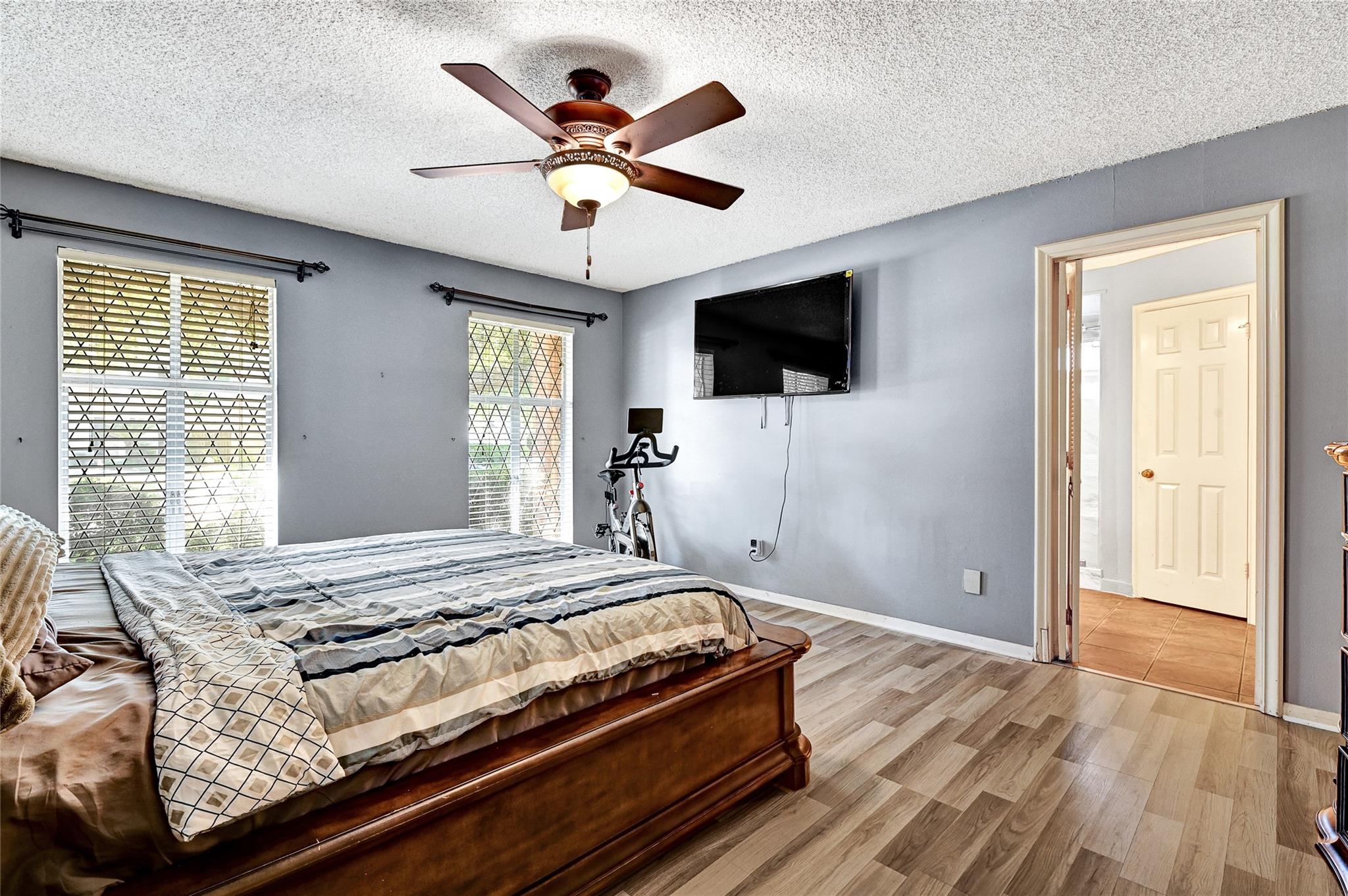 2302 Pecan Valley Court