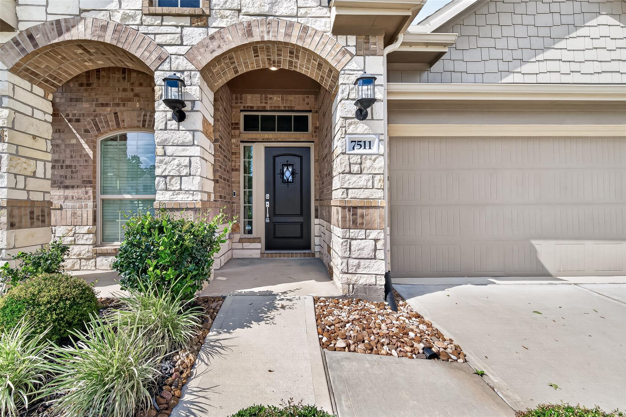 7511 Enchanted Rock Court