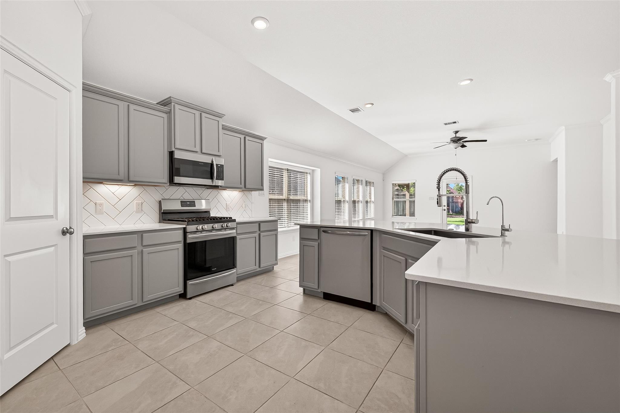 7511 Enchanted Rock Court