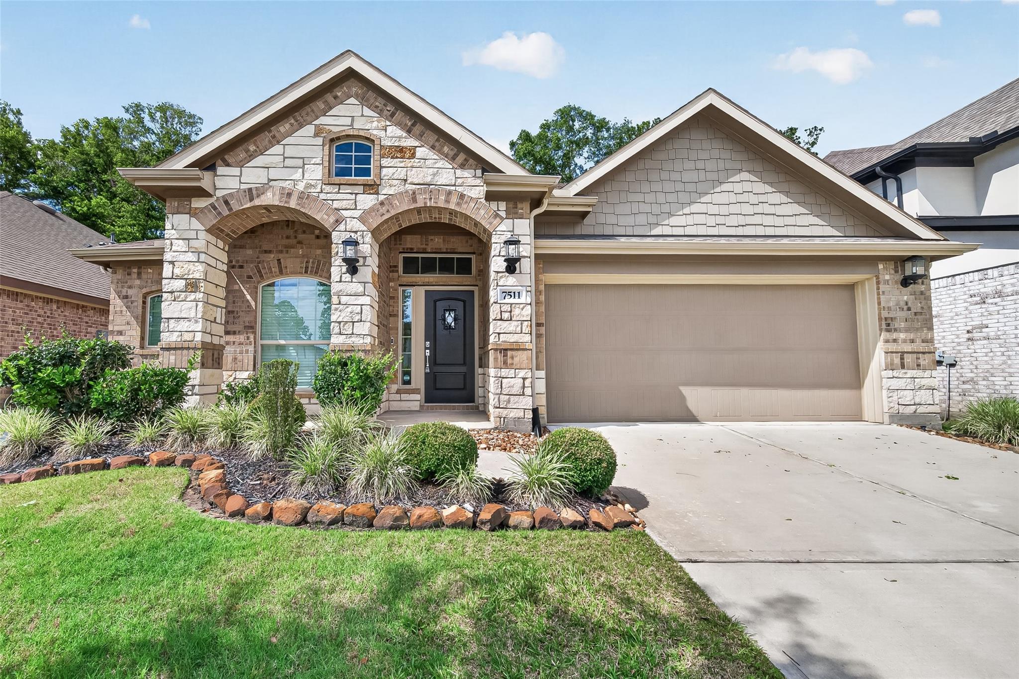 7511 Enchanted Rock Court