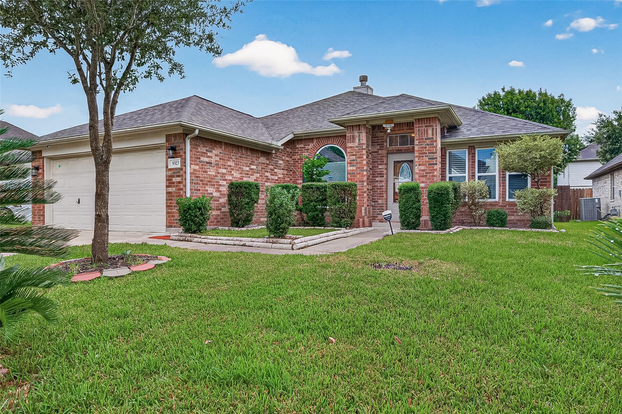 9323 Eaglewood Shadow Court