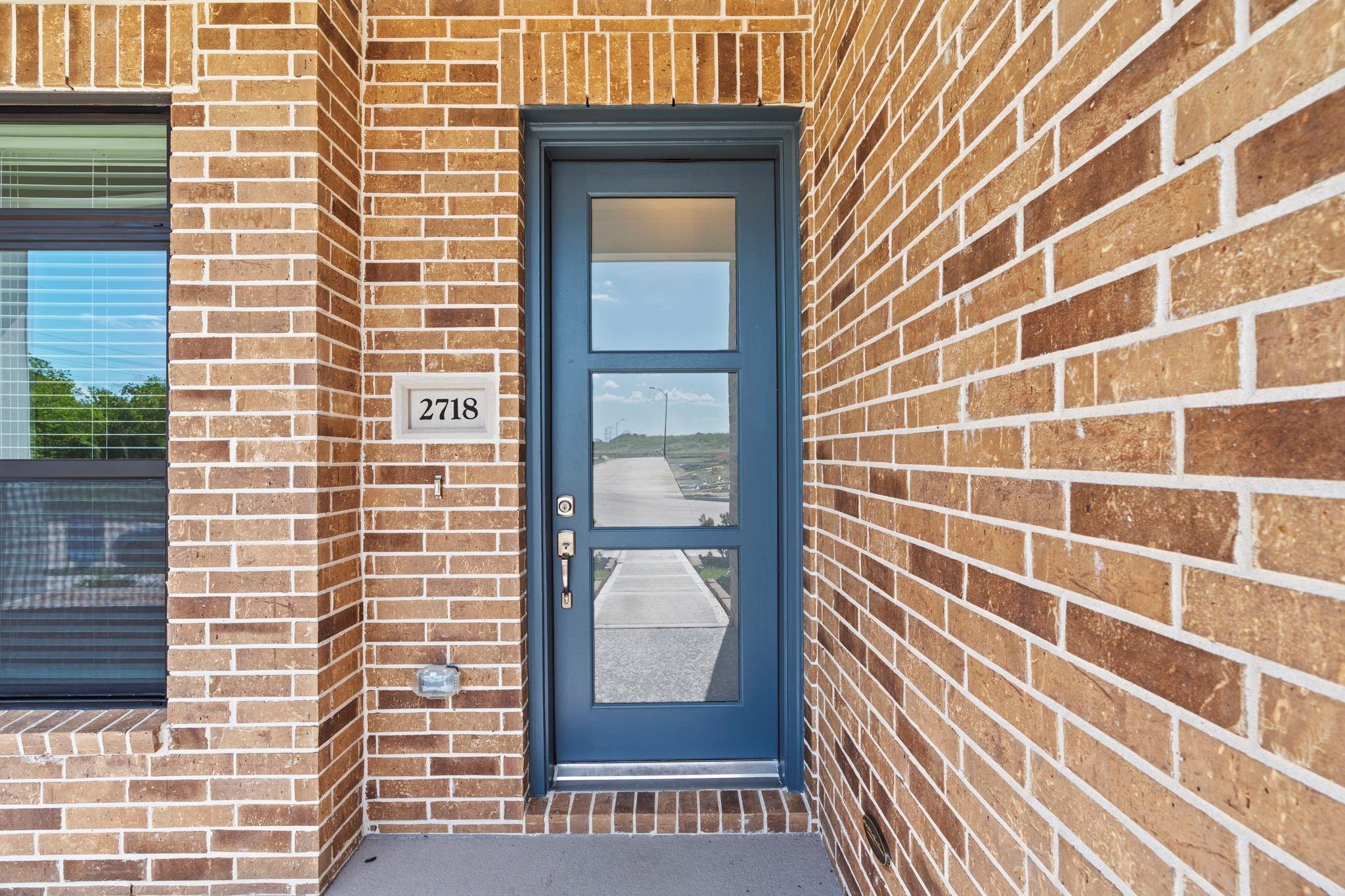 2718 Cottage Place