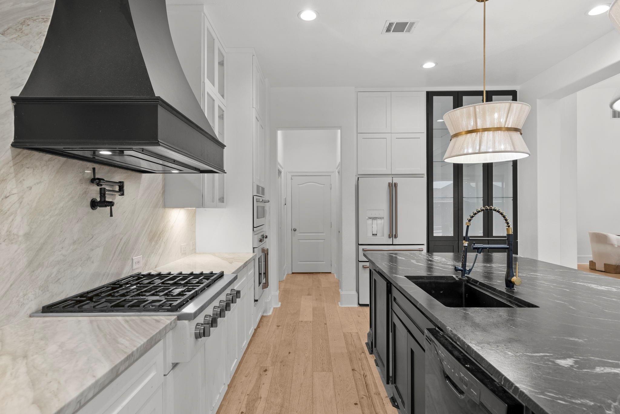 15422 Trumball Manor Drive