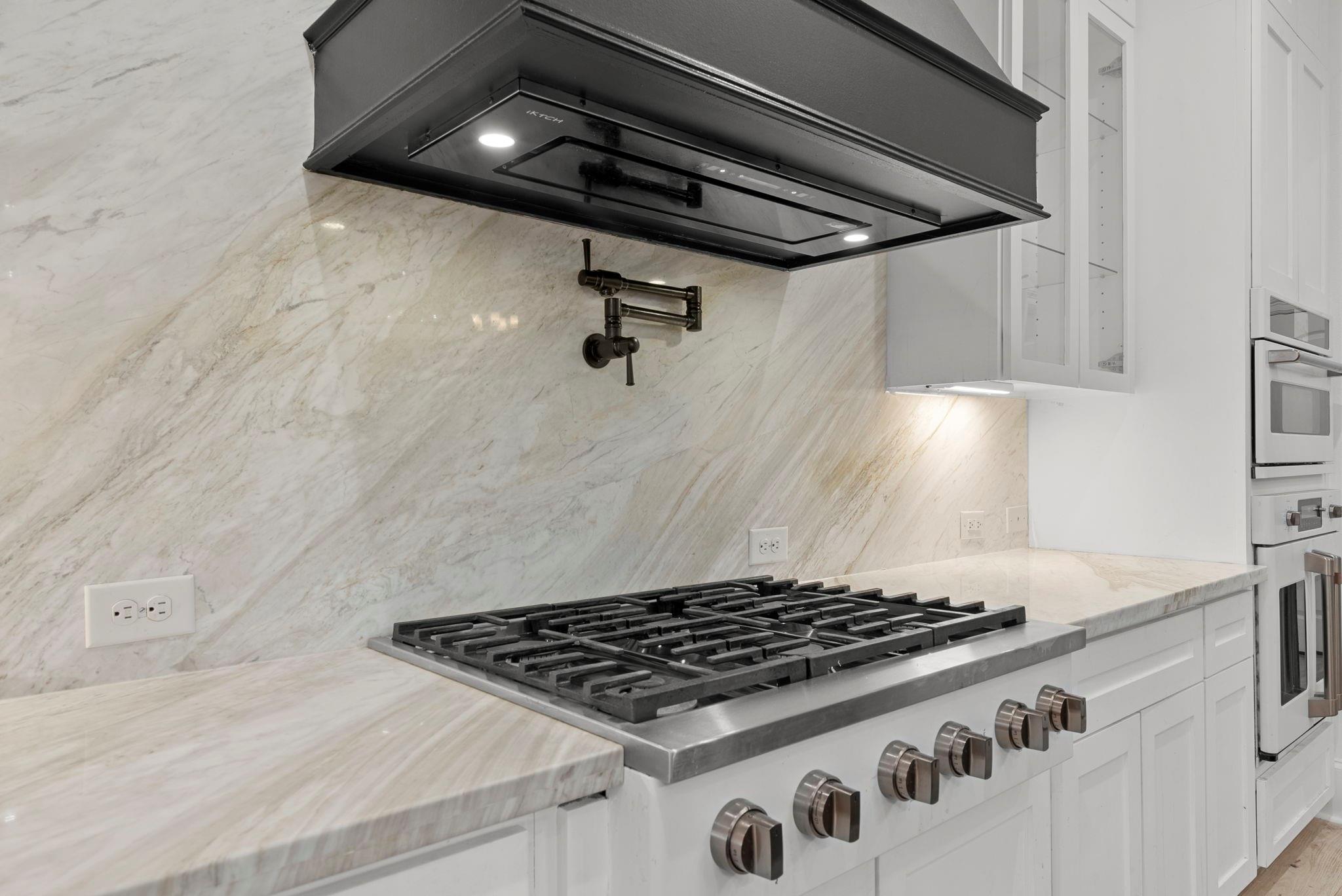 15422 Trumball Manor Drive