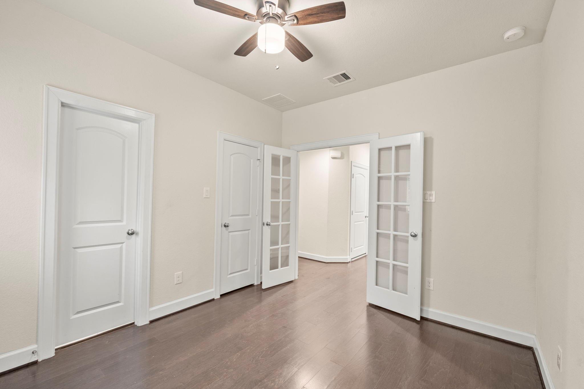 5114 W Lacey Garden Loop