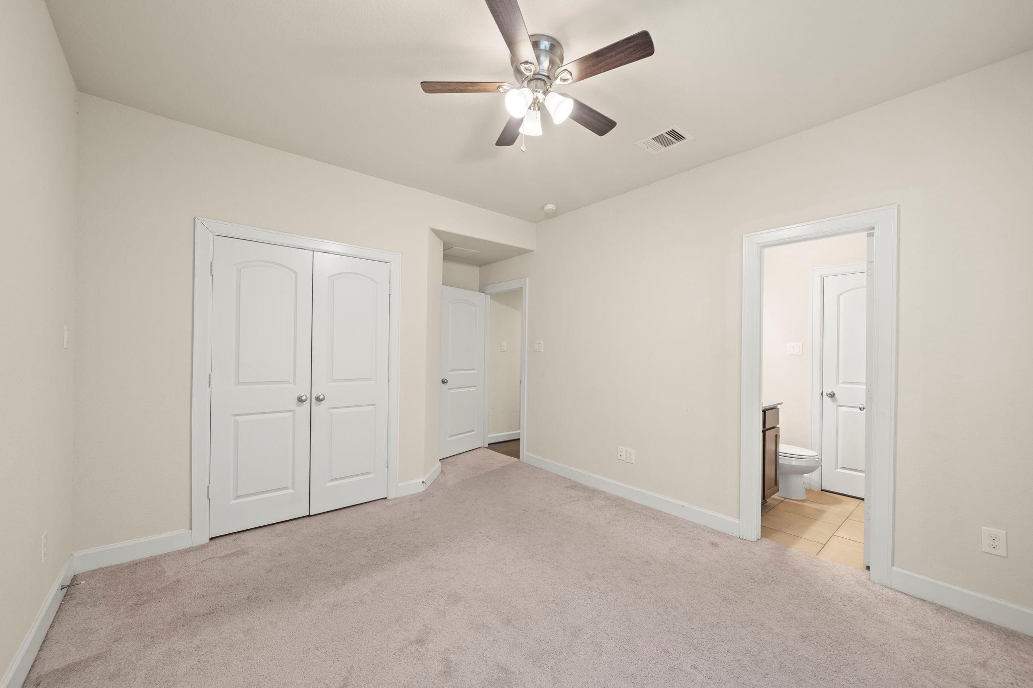 5114 W Lacey Garden Loop