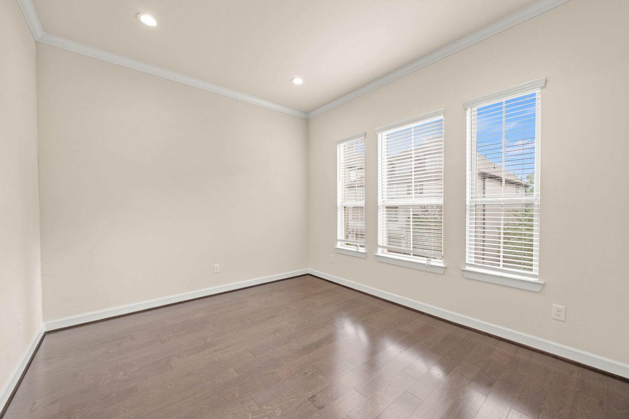 5114 W Lacey Garden Loop