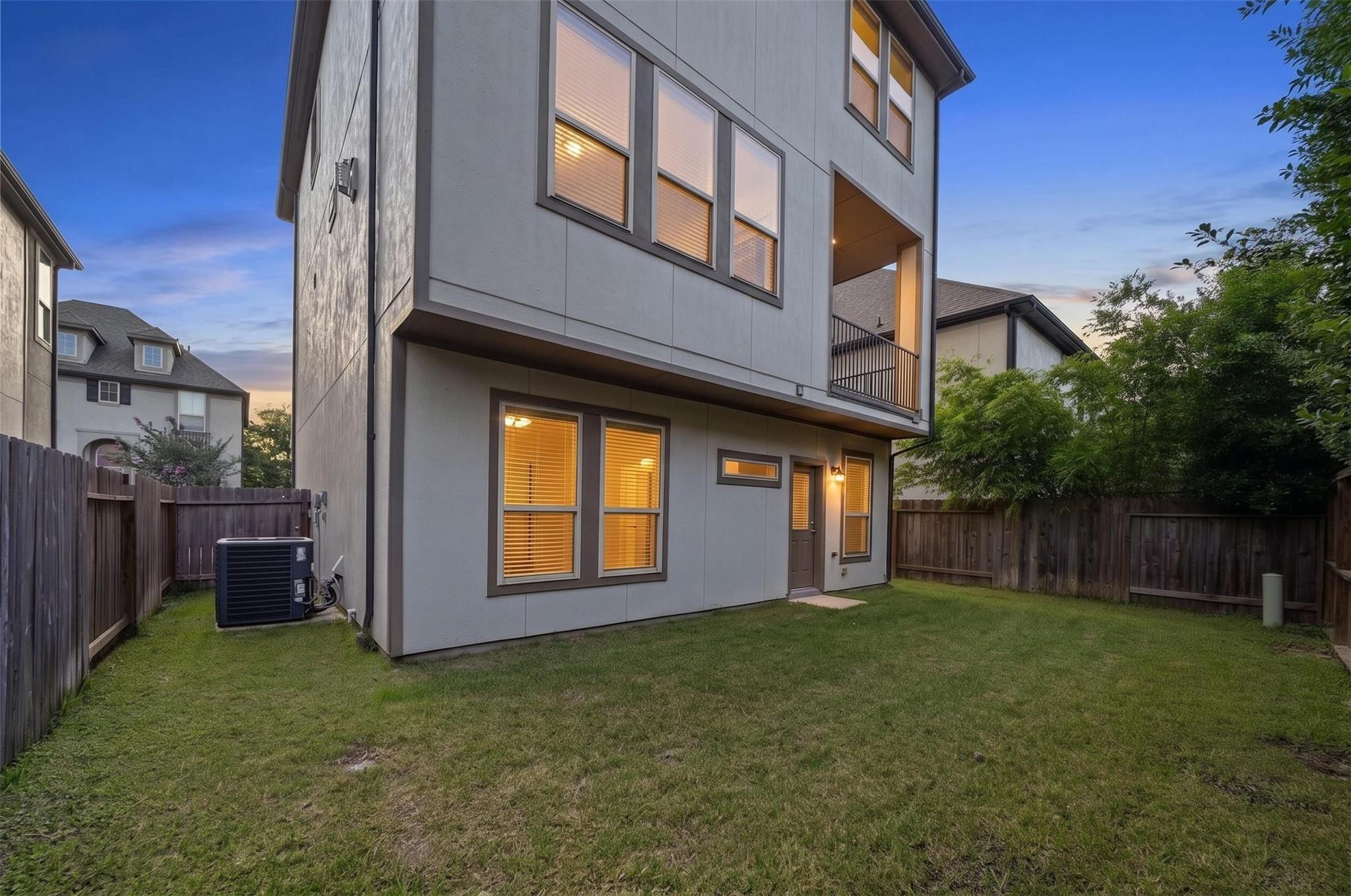 5114 W Lacey Garden Loop