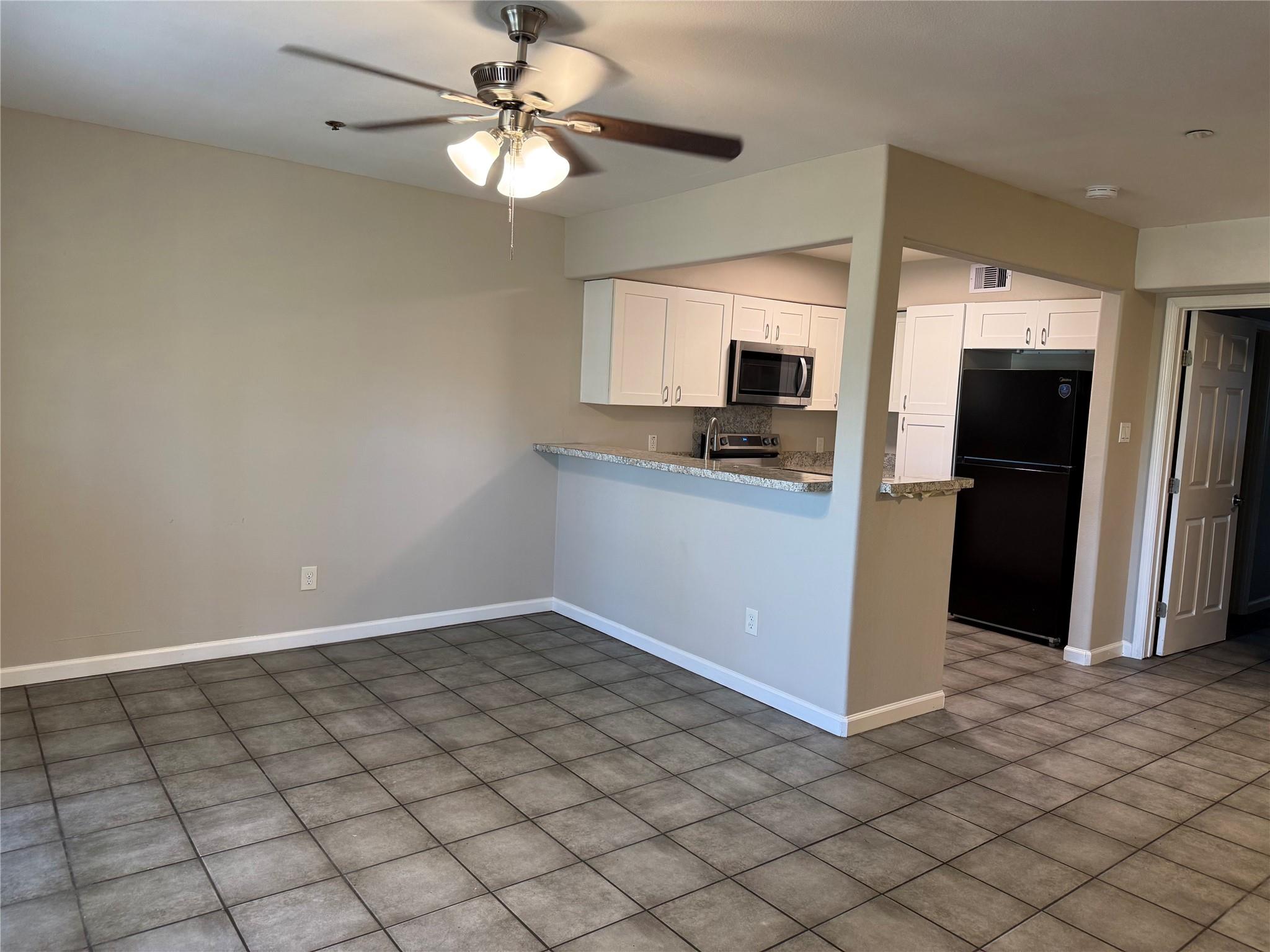 6414 Sloan Street # 7