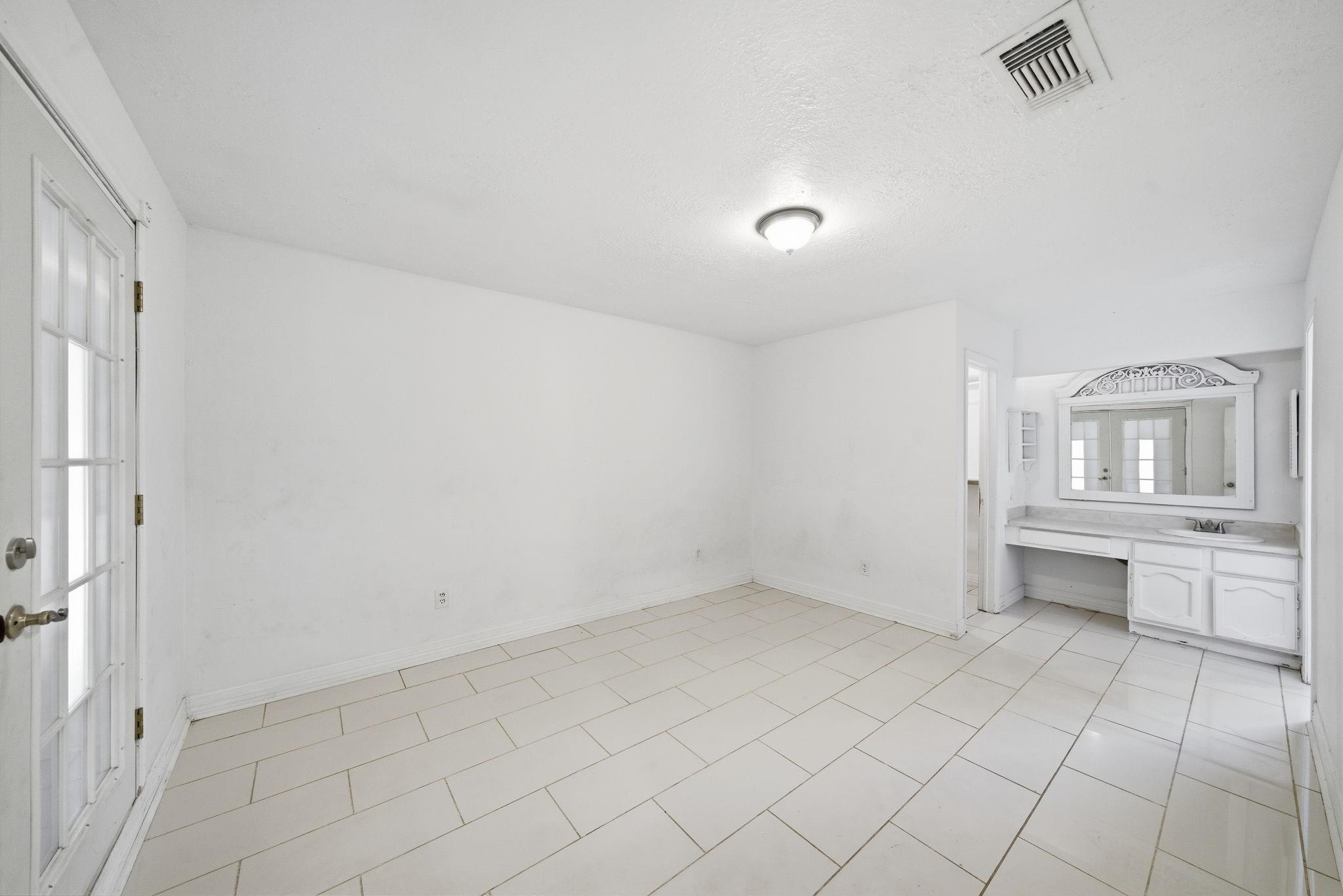 16957 Glen Eagle Drive