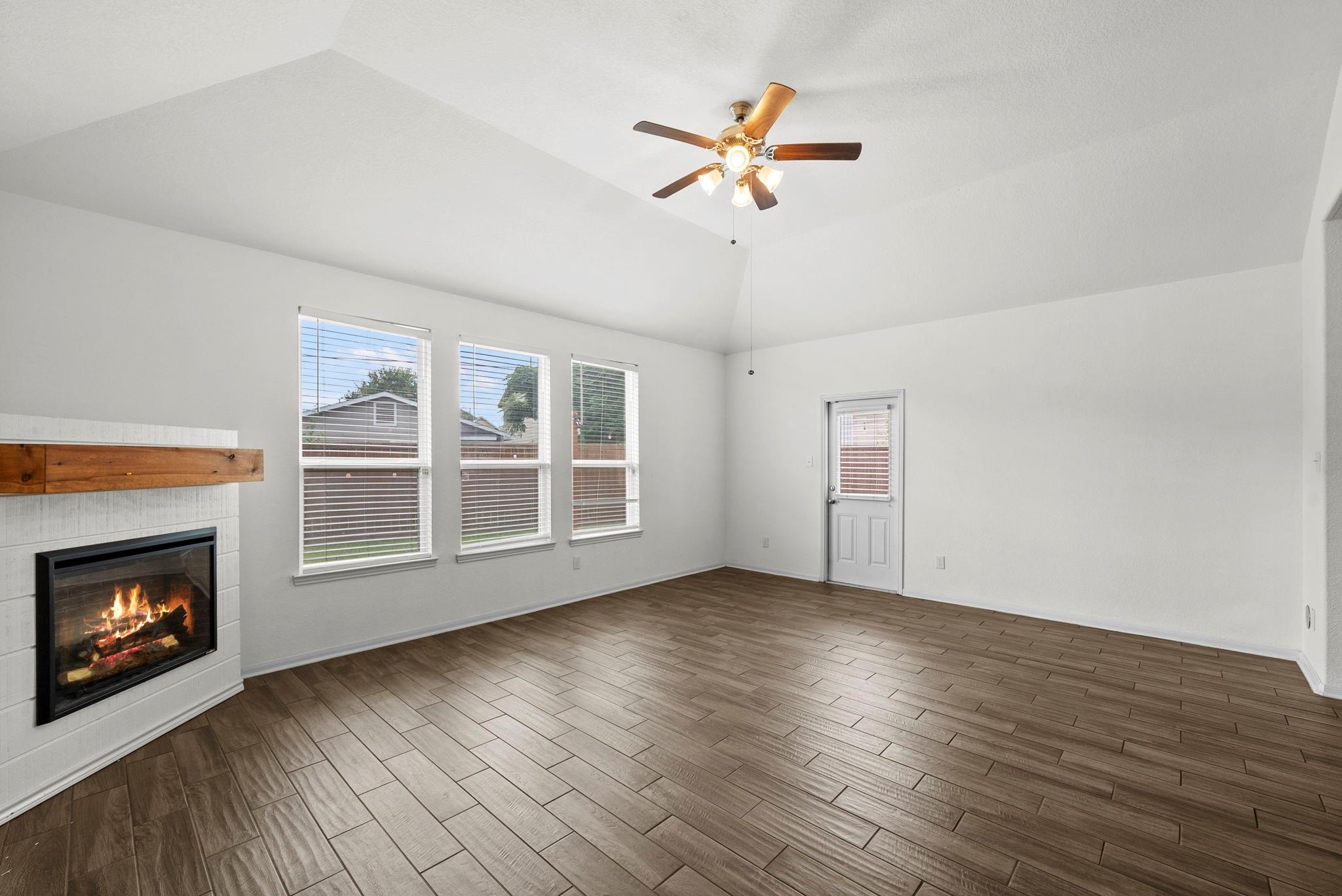 903 Willowick Bay Drive