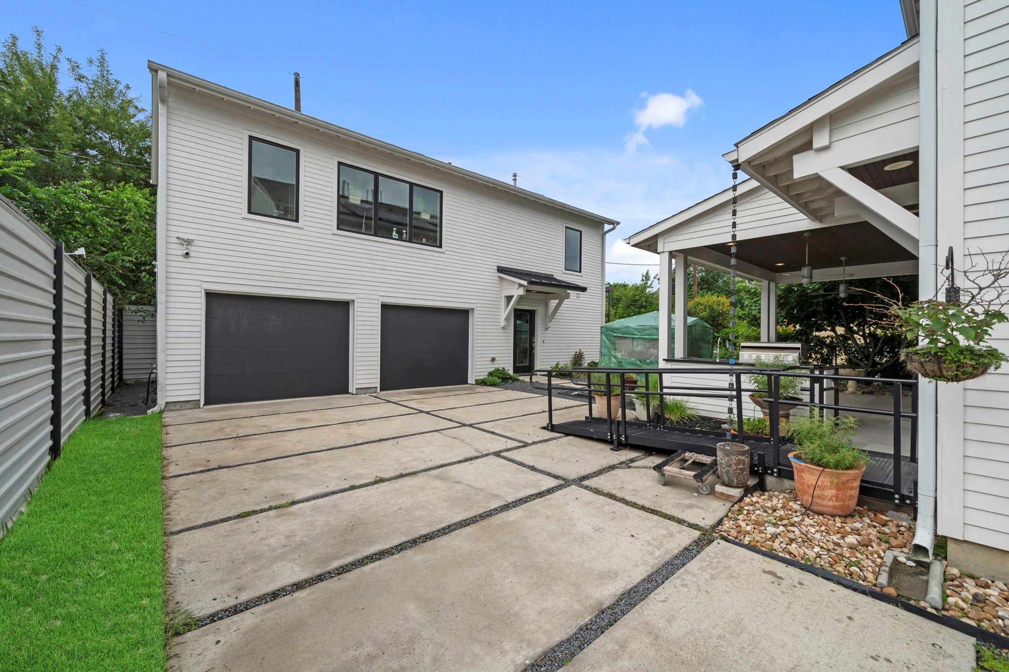 3332 Ozark Street