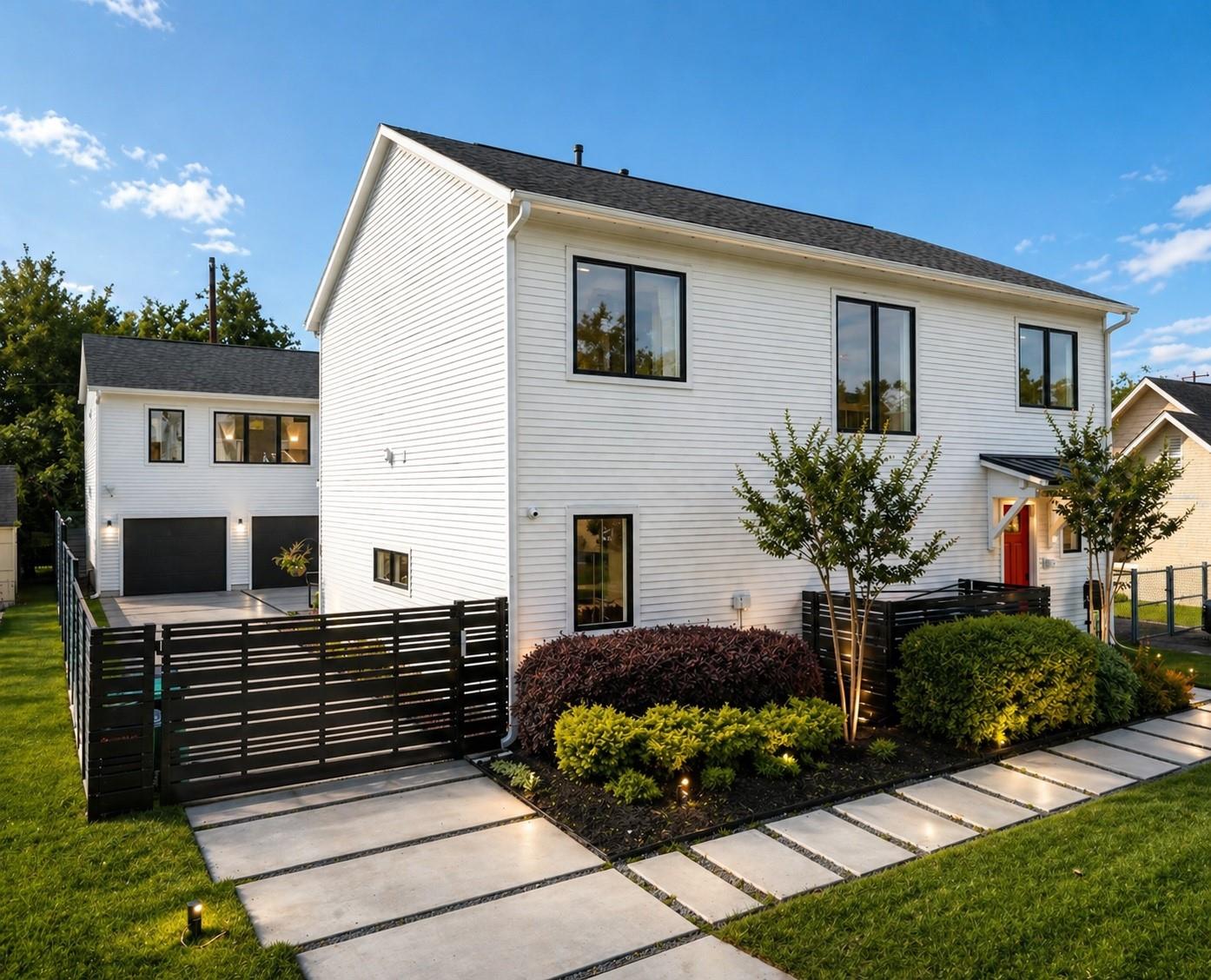 3332 Ozark Street