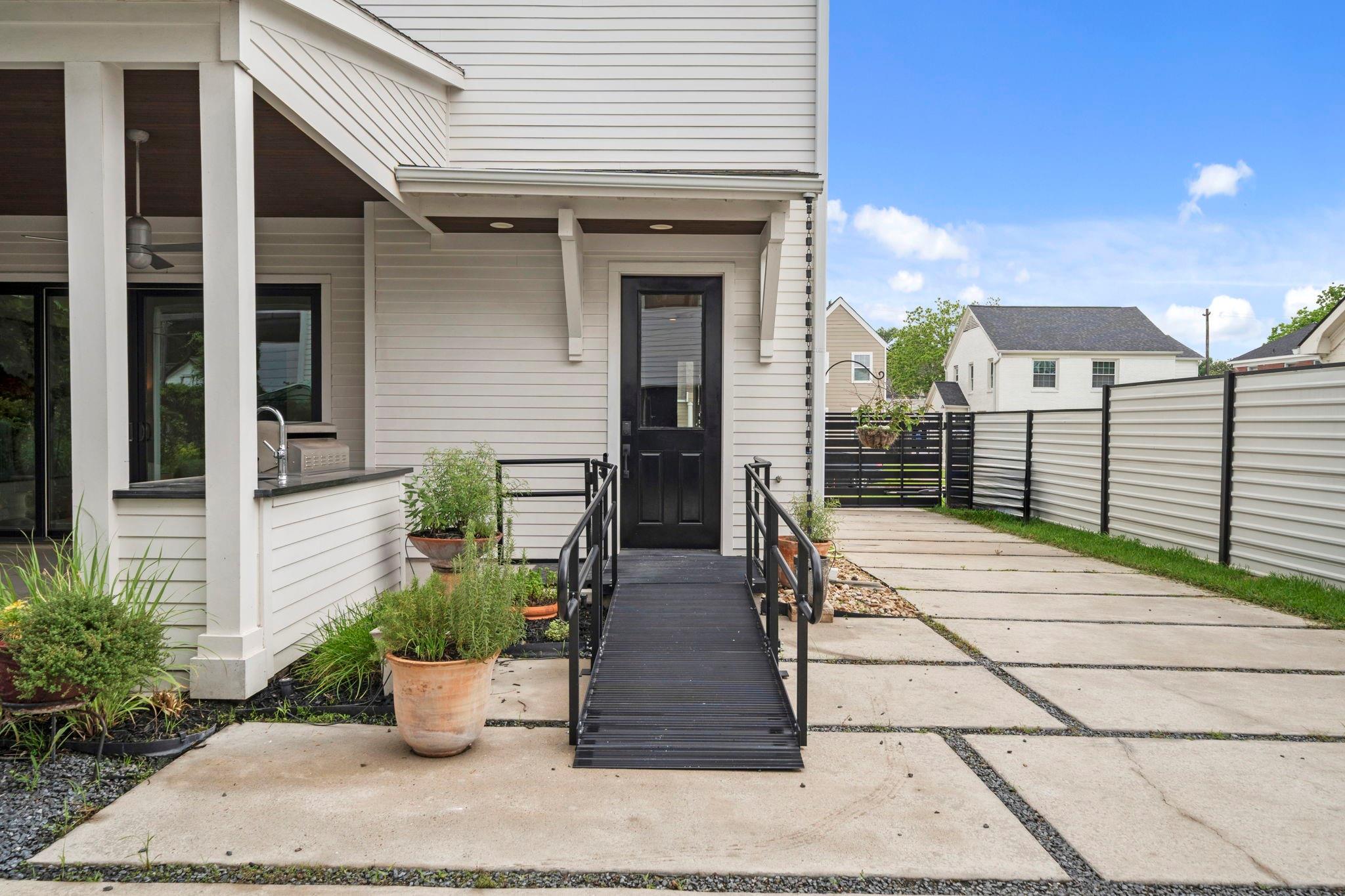 3332 Ozark Street