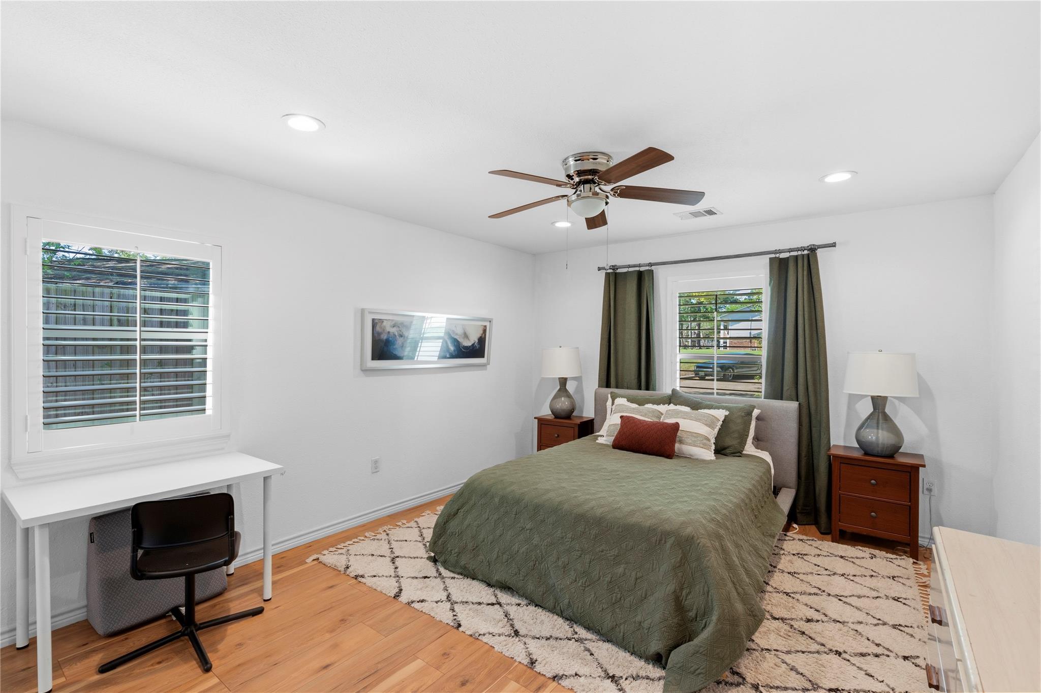 102 Enchanted Oaks Court