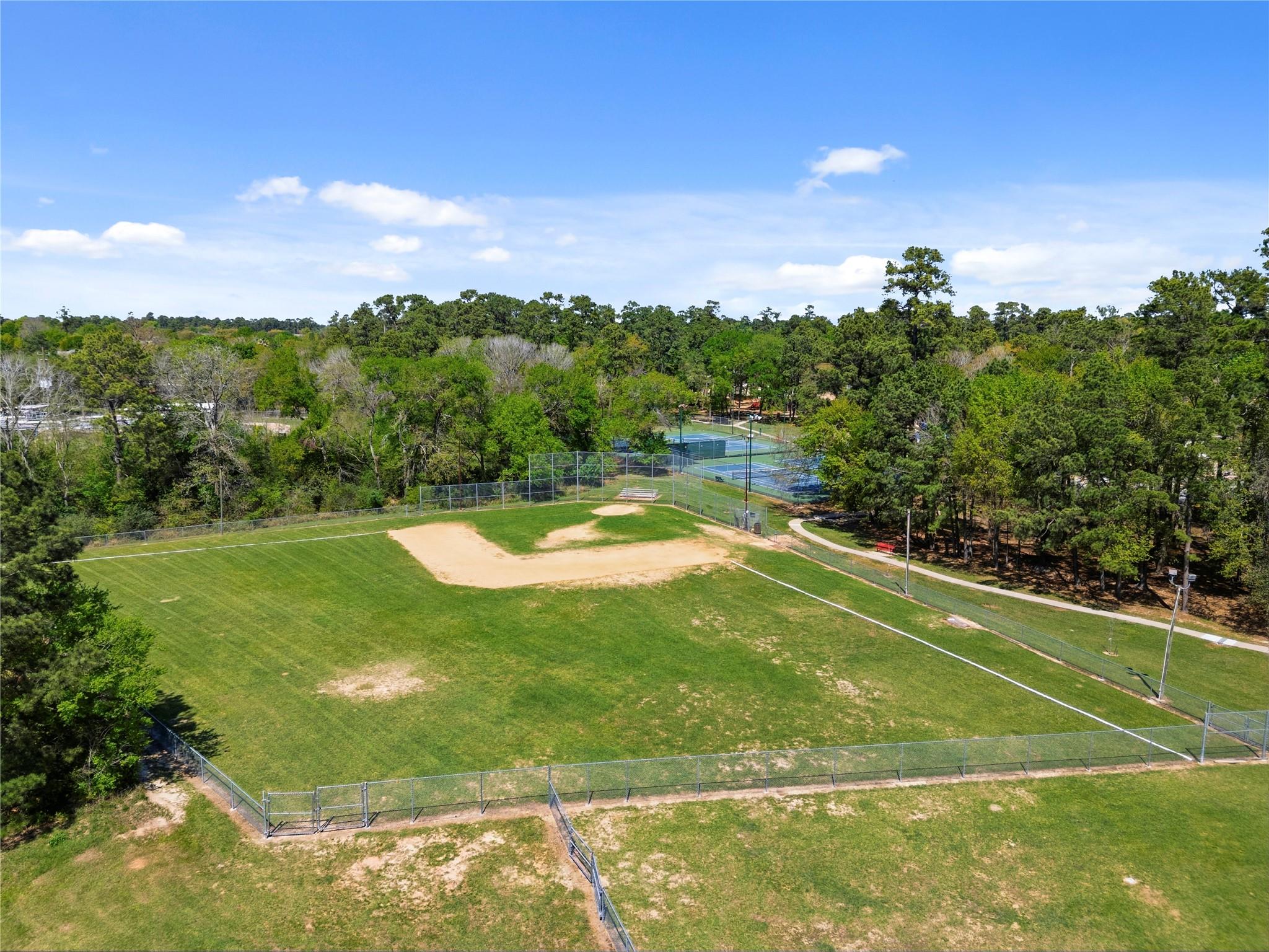 102 Enchanted Oaks Court