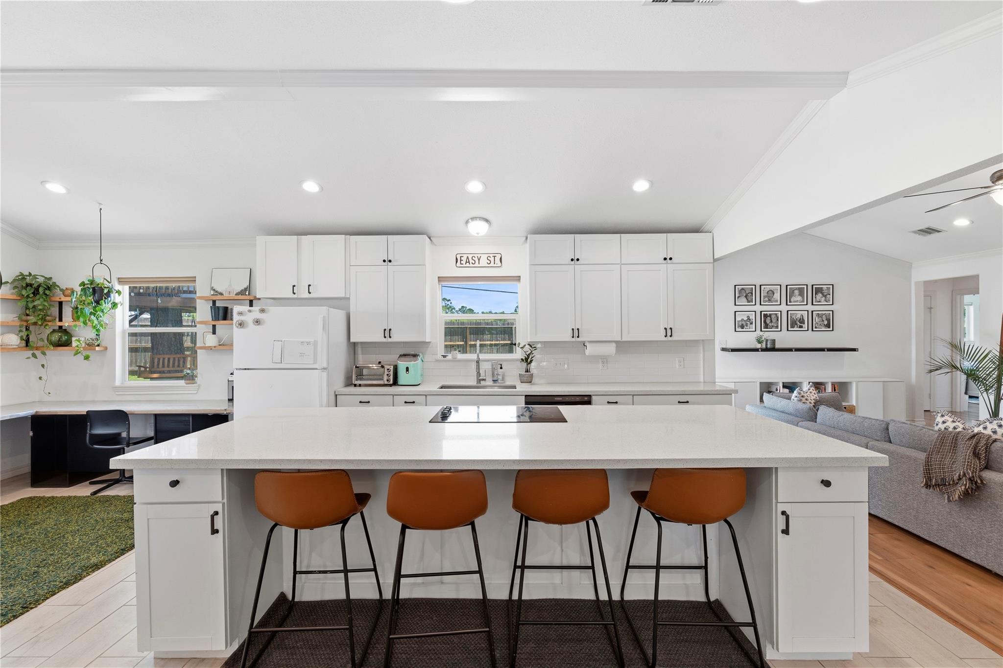 102 Enchanted Oaks Court