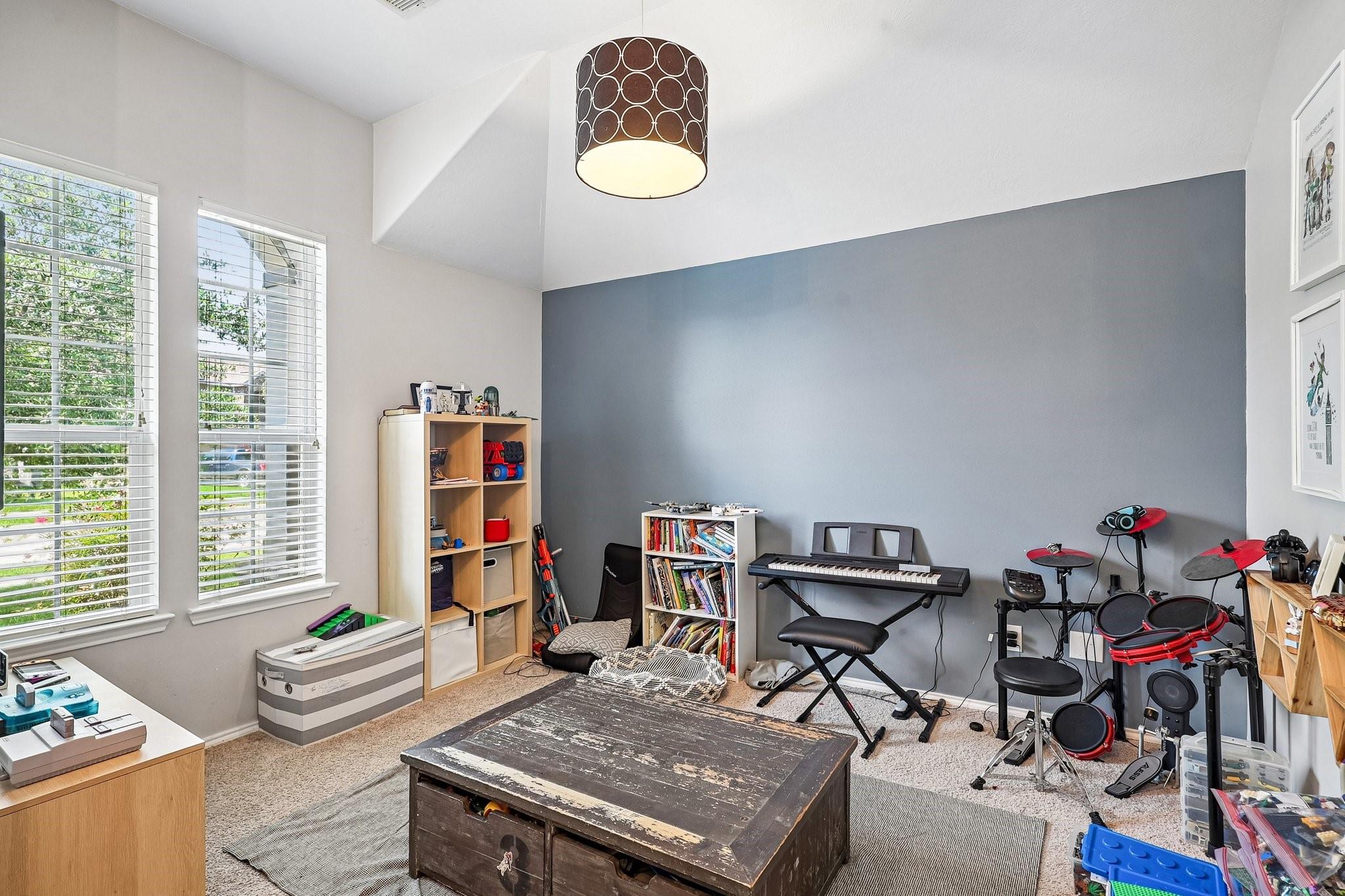 2211 Oak Rise Drive