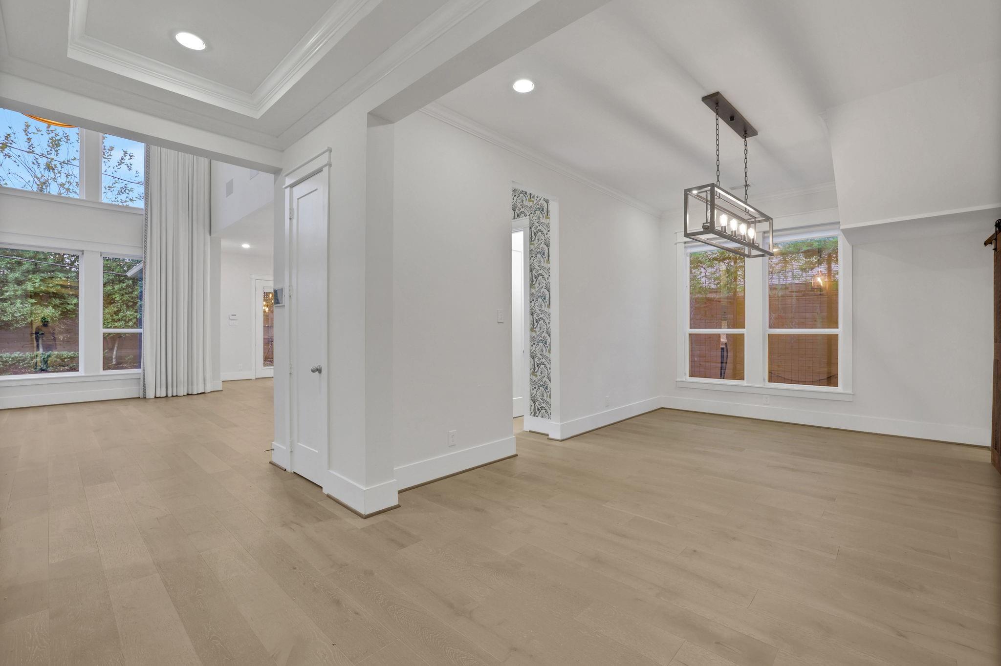8558 Ridgepoint Drive