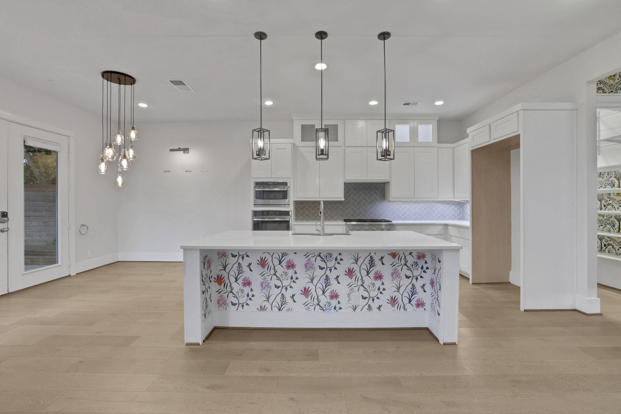 8558 Ridgepoint Drive