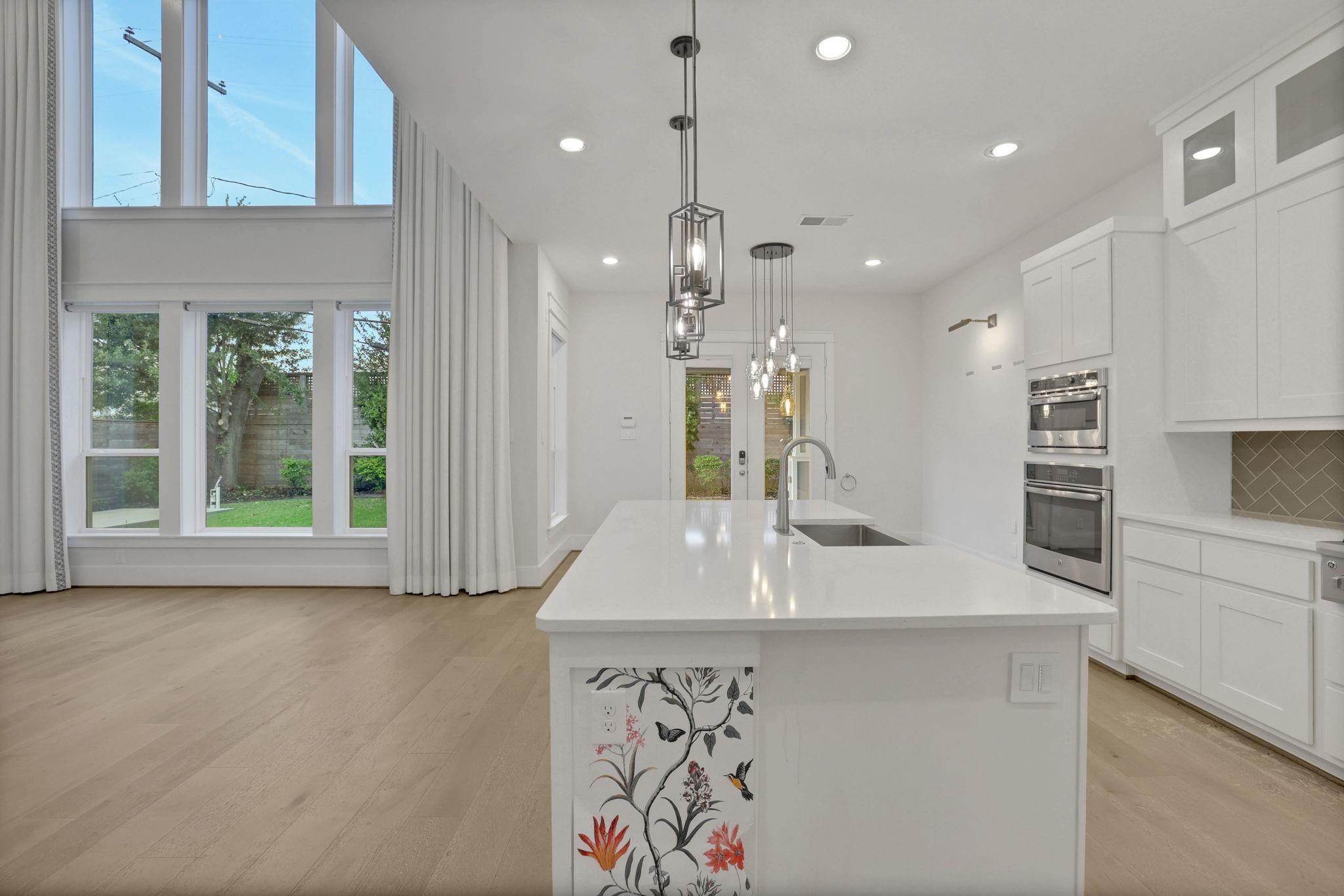 8558 Ridgepoint Drive