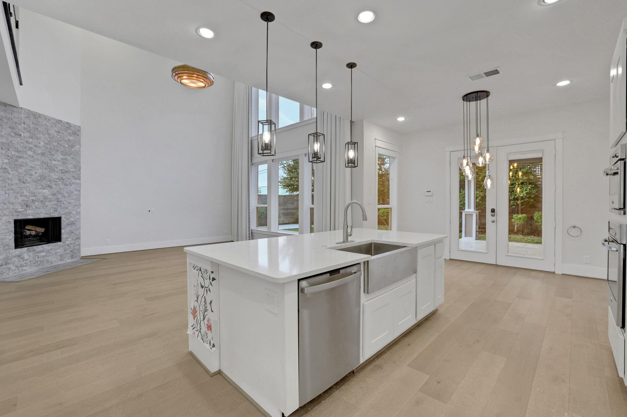 8558 Ridgepoint Drive