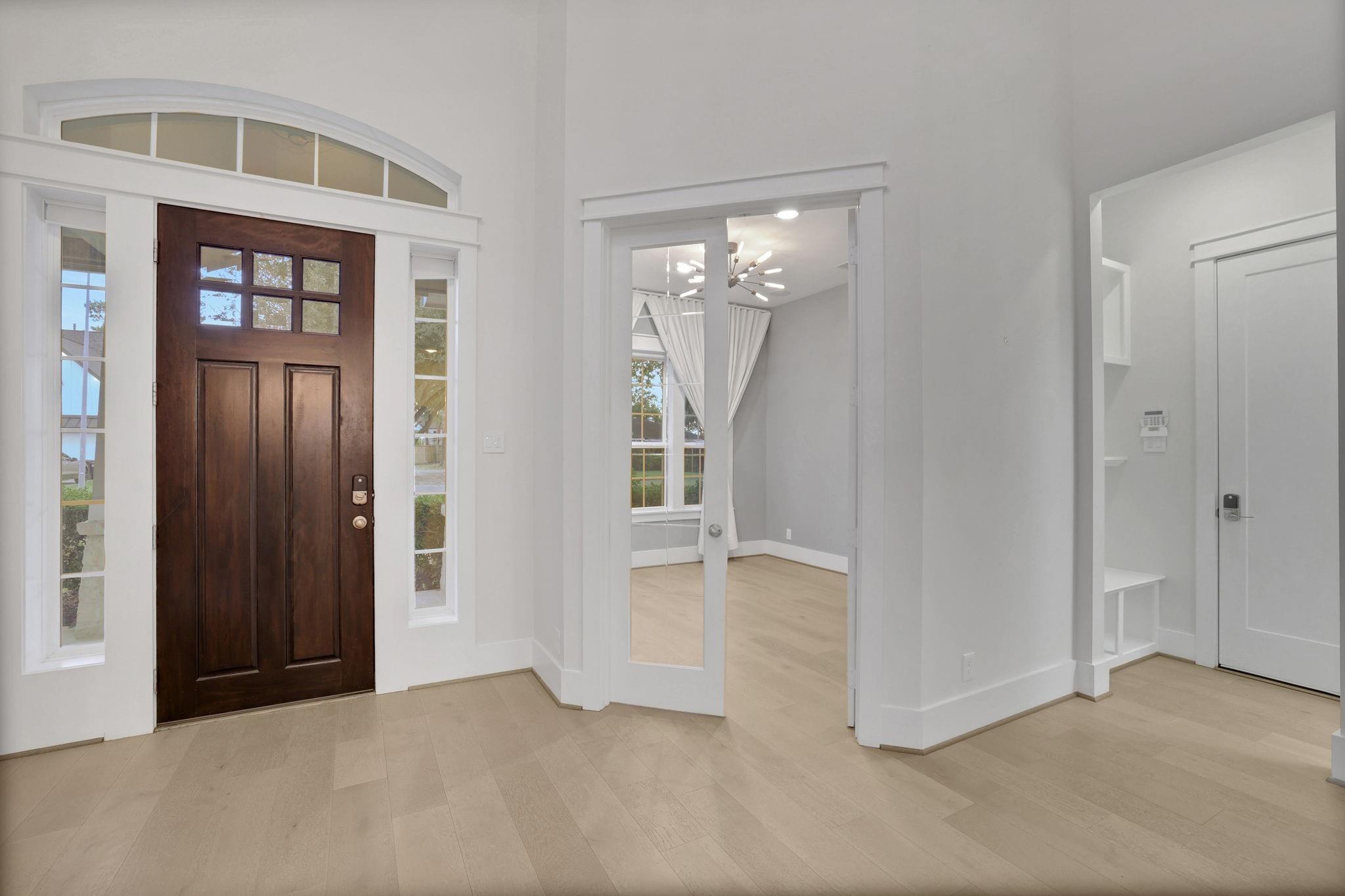 8558 Ridgepoint Drive