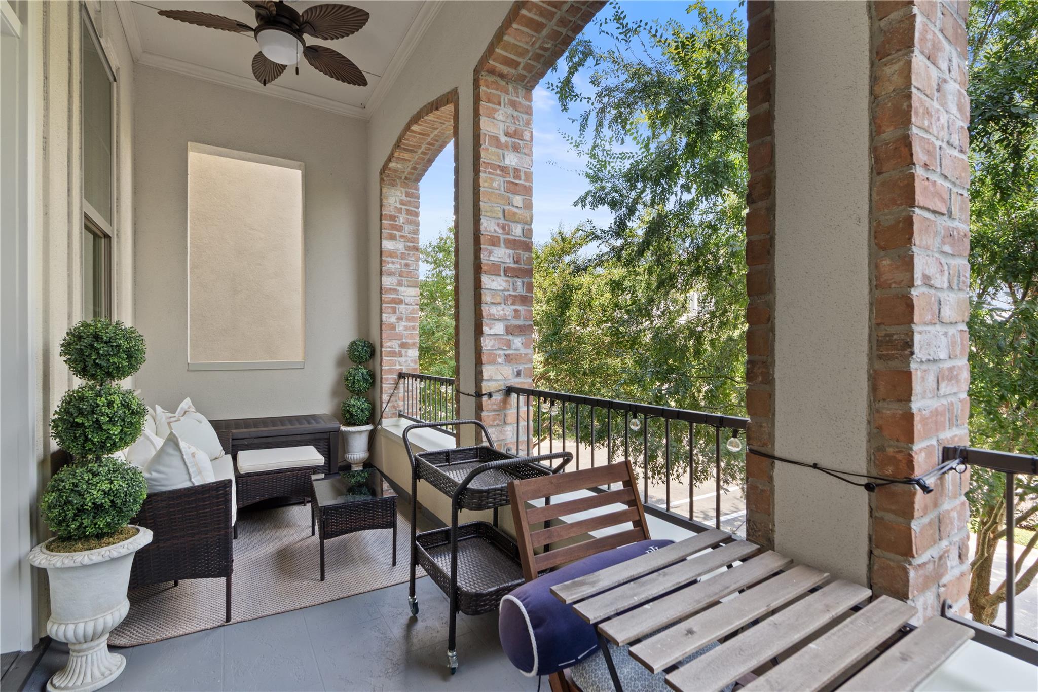 755 Somerset Commons Lane