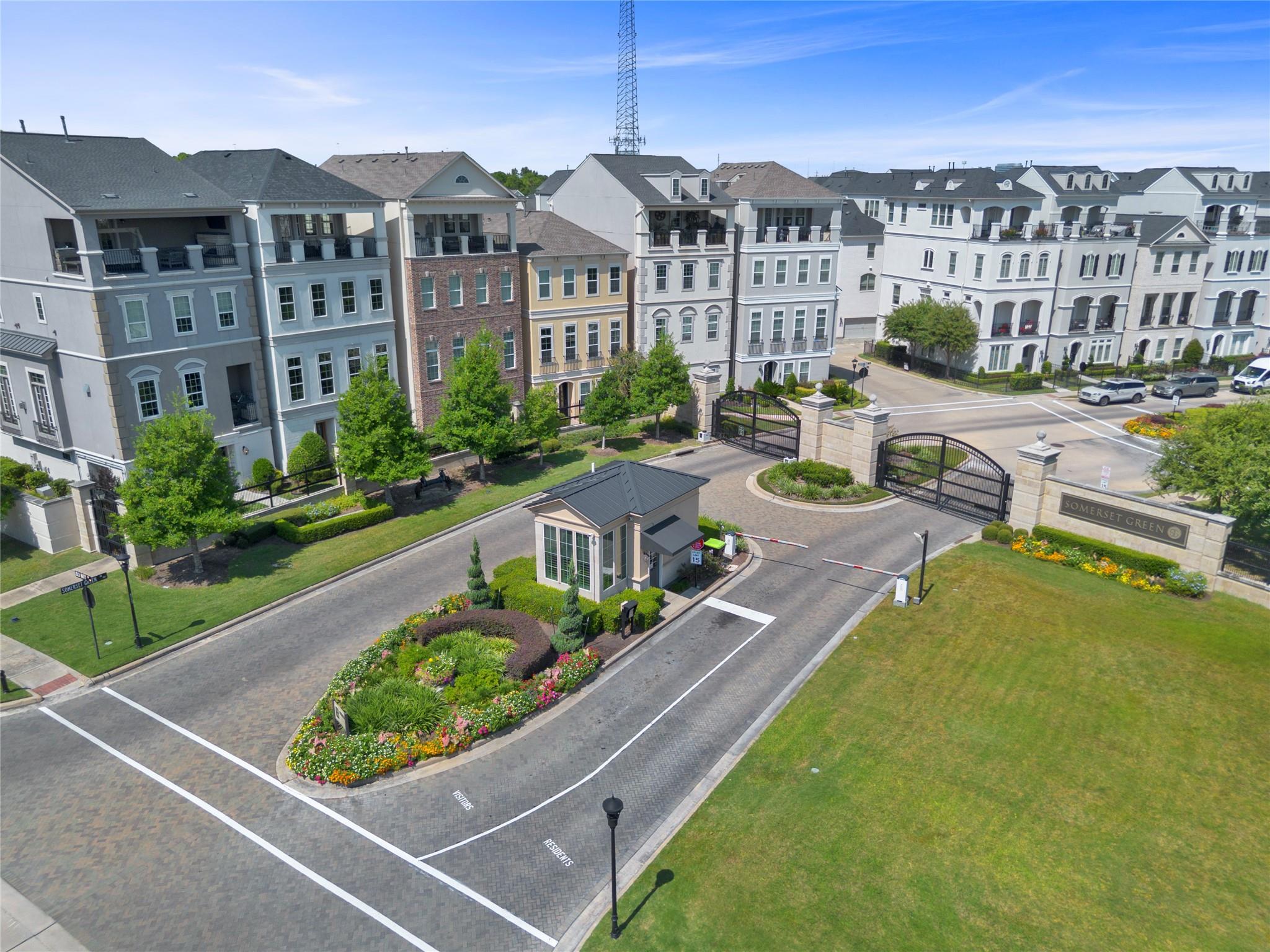 755 Somerset Commons Lane