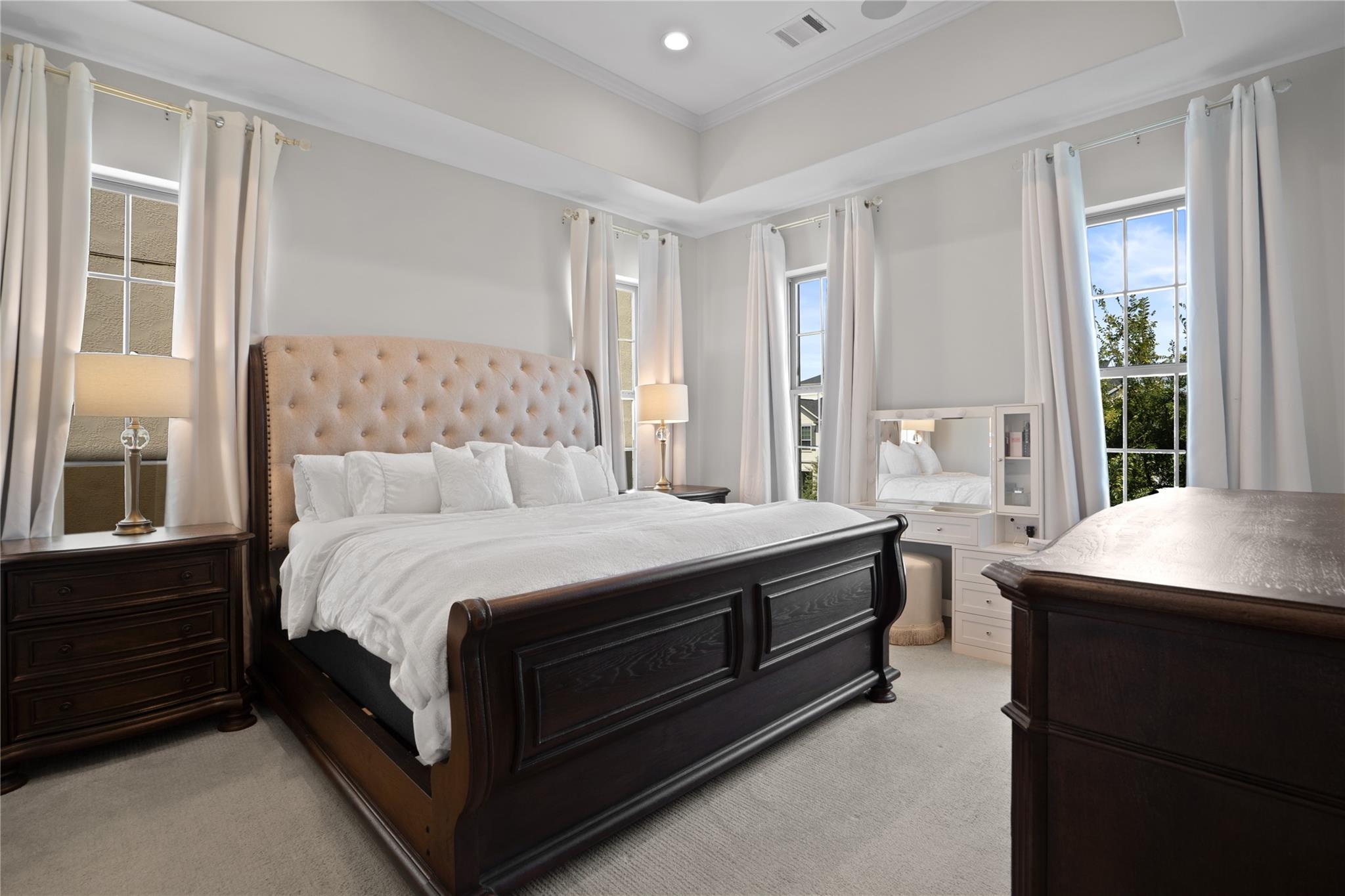 755 Somerset Commons Lane