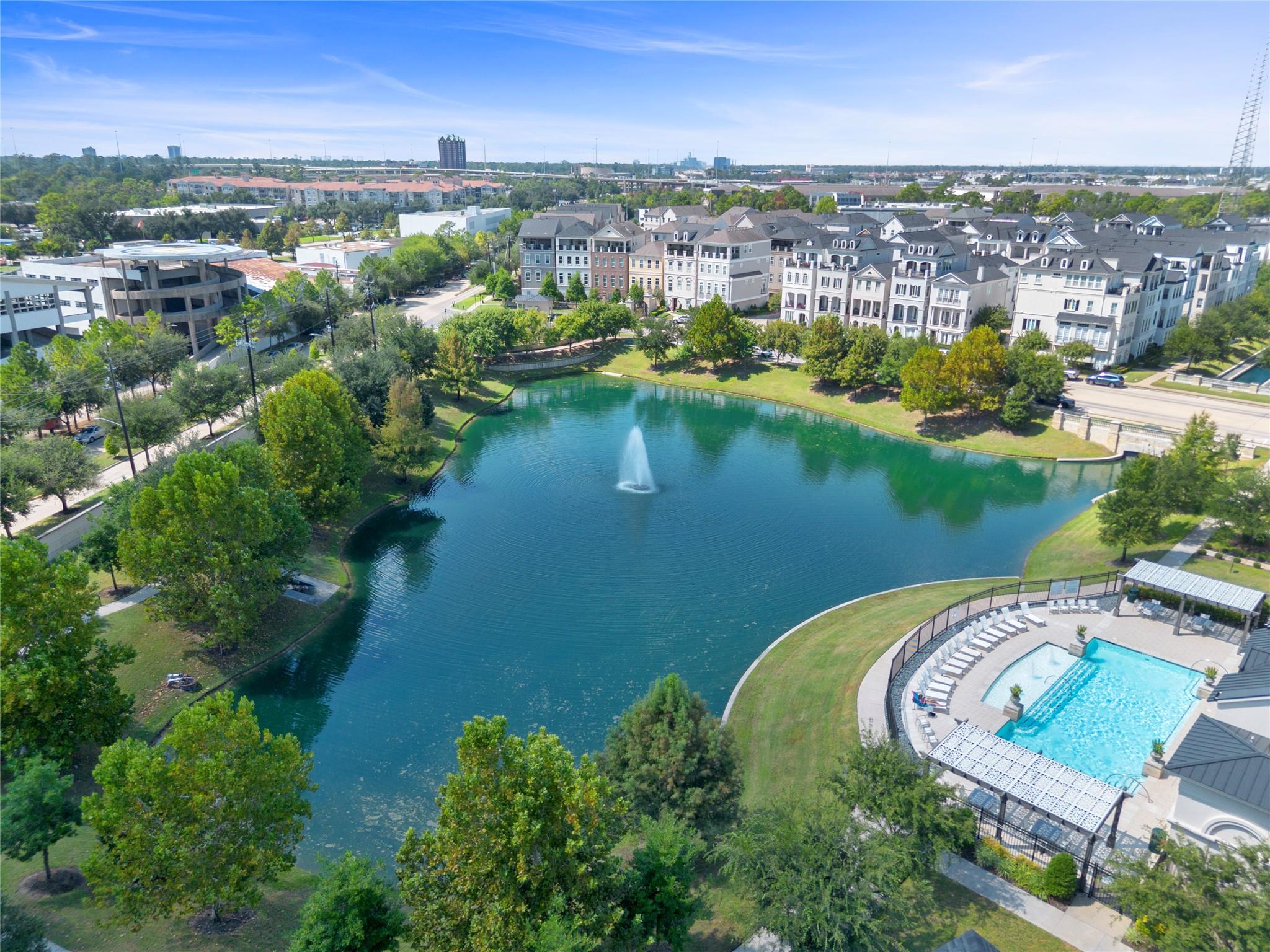 755 Somerset Commons Lane