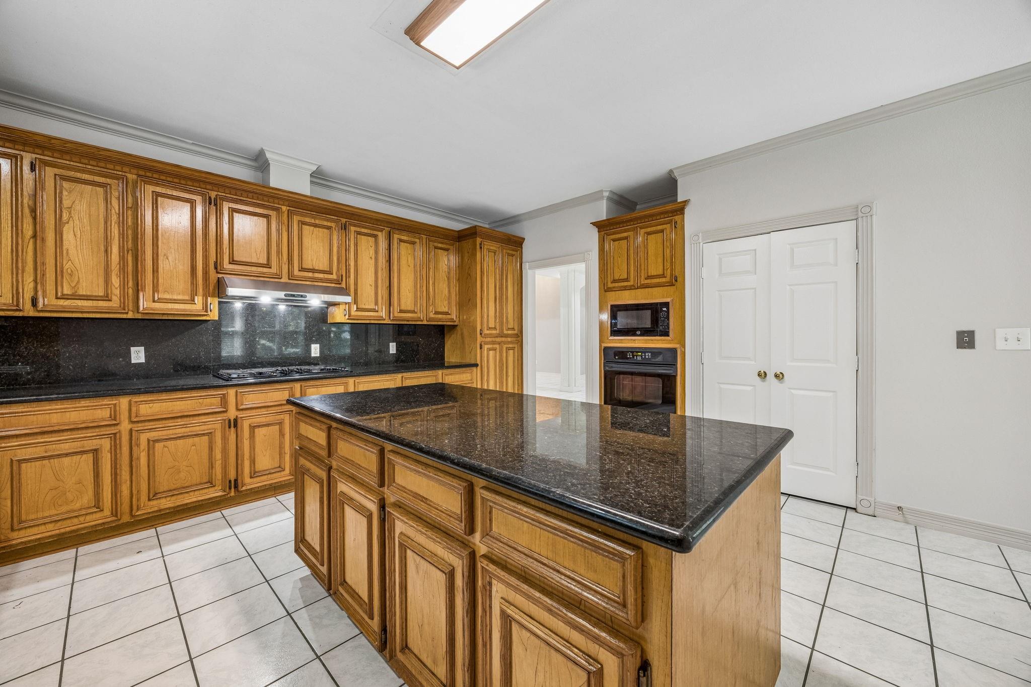 22872 Mersey Court