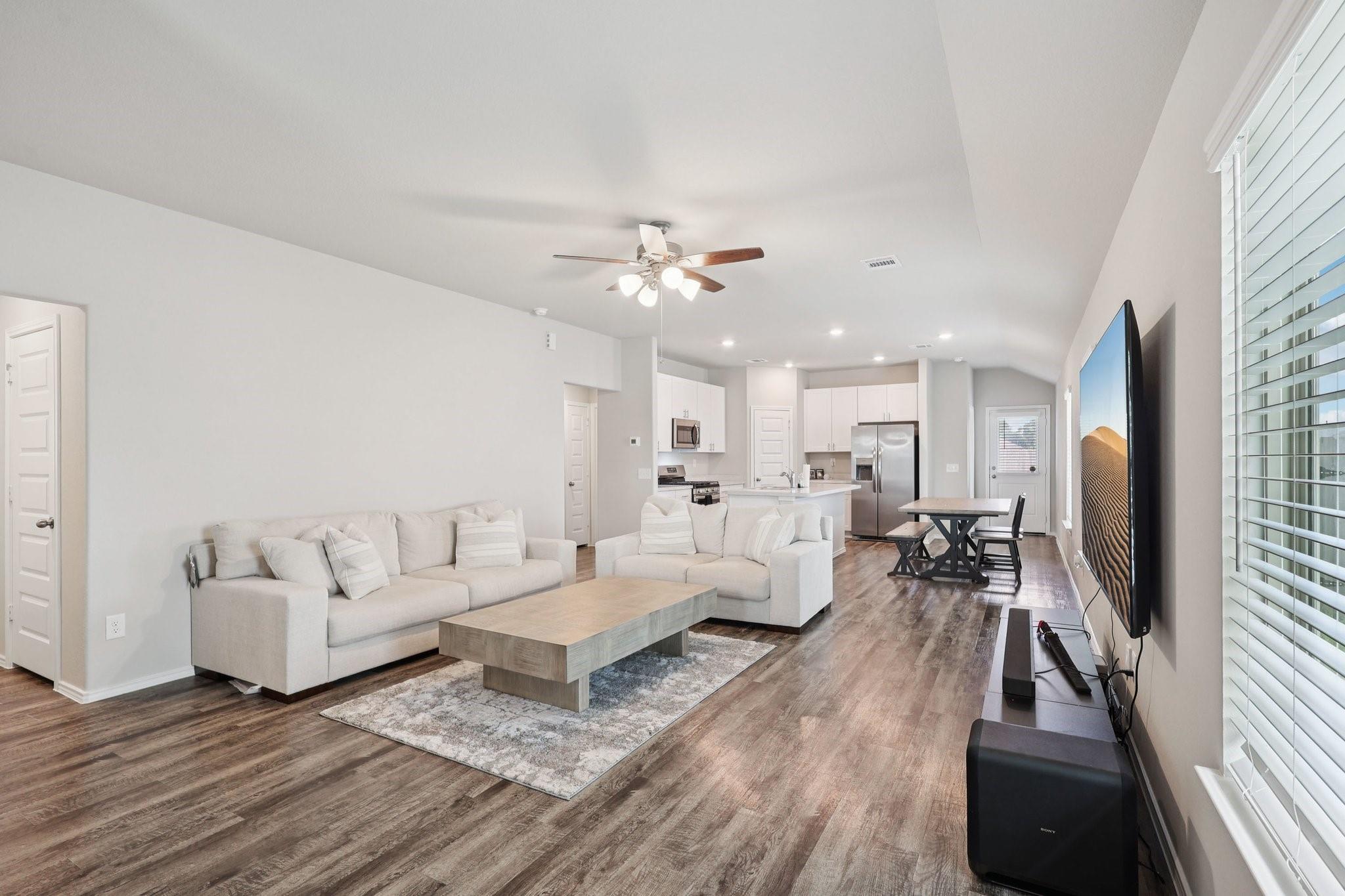 10707 Bird Of Paradise Lane