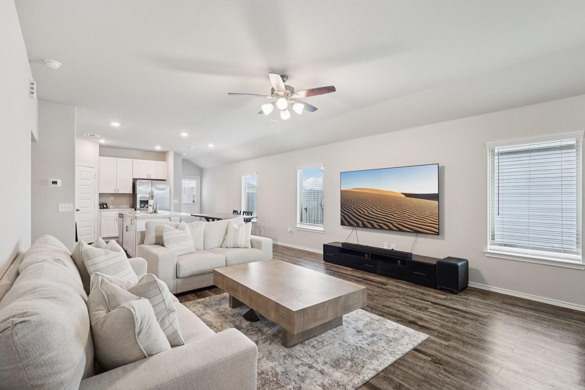 10707 Bird Of Paradise Lane