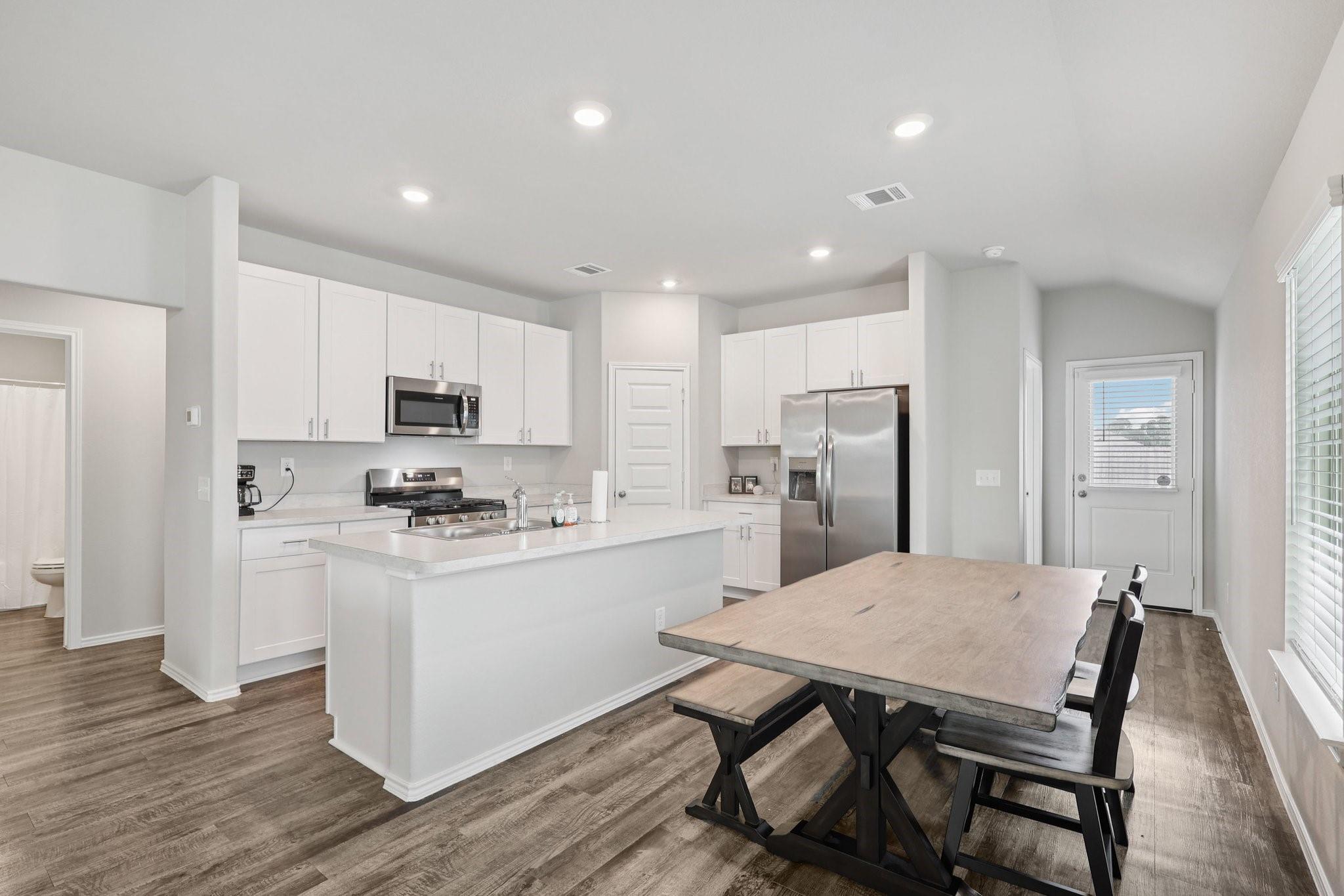 10707 Bird Of Paradise Lane