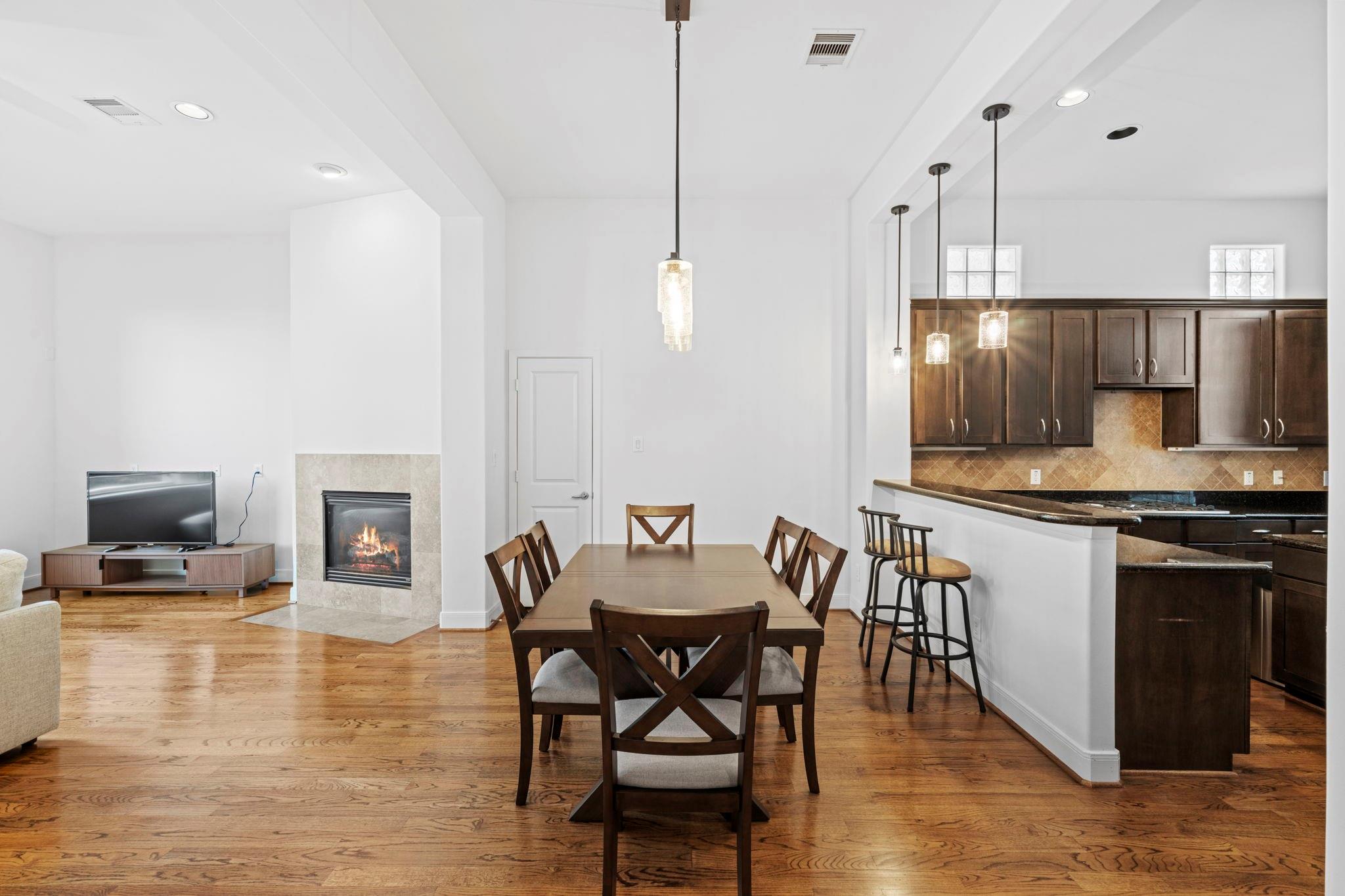 2413 Ralph Street # 9