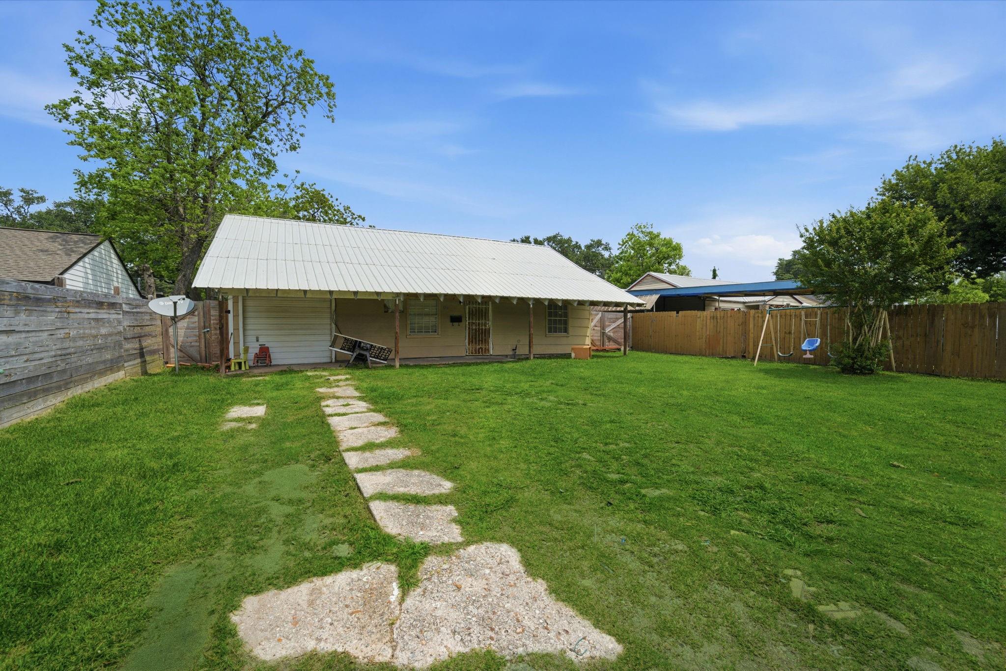 7511 Arnim Street