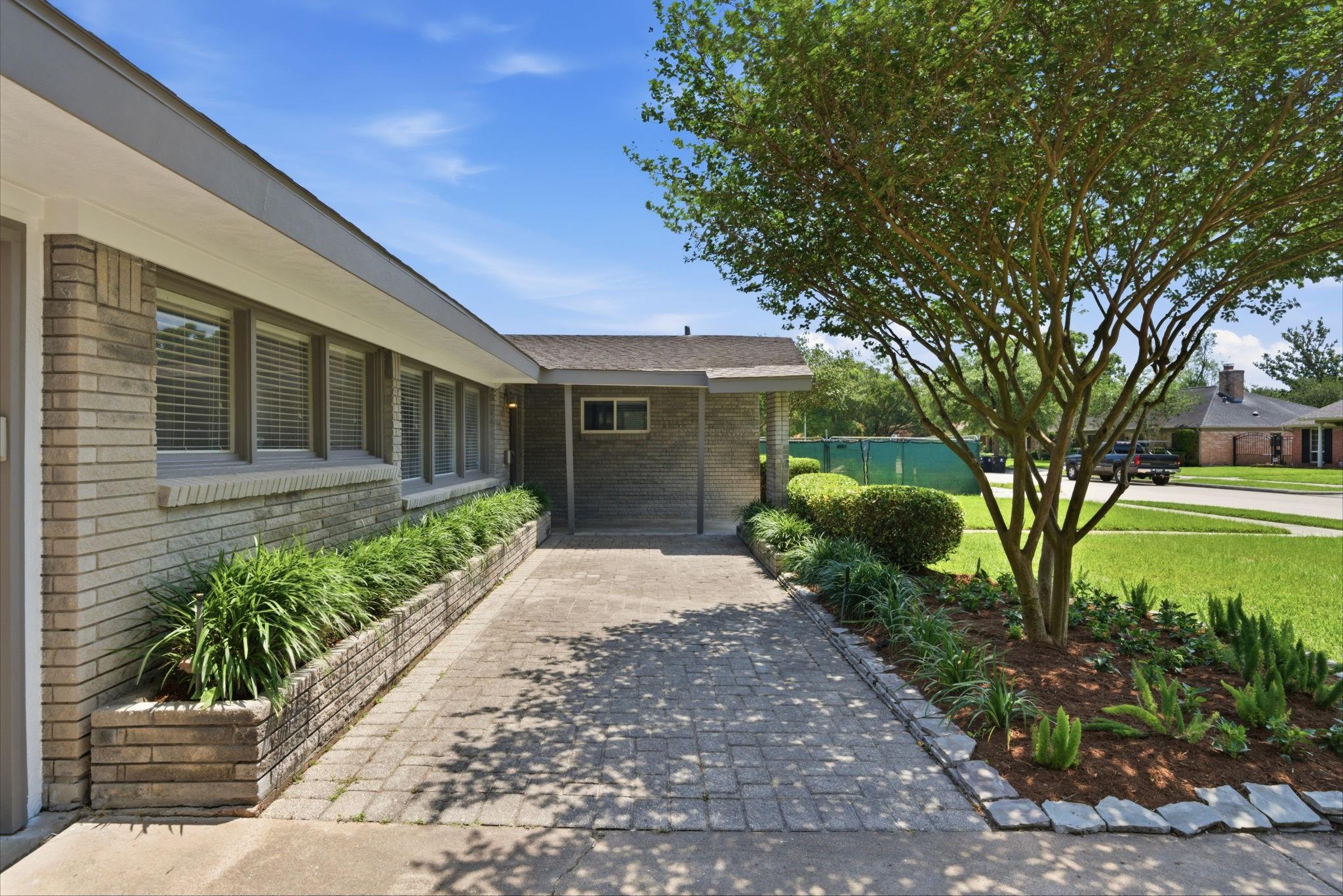 5434 Valkeith Drive