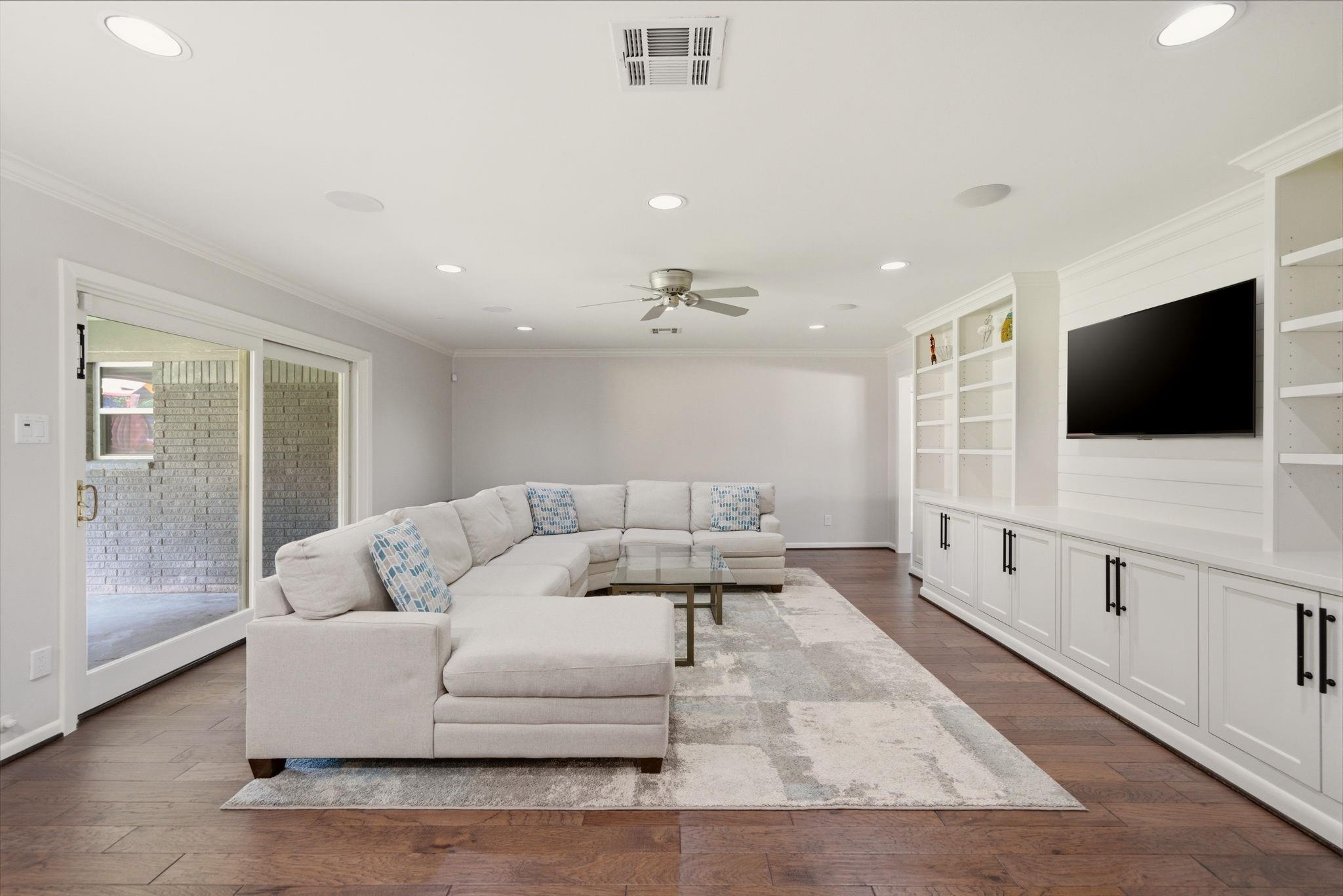 5434 Valkeith Drive