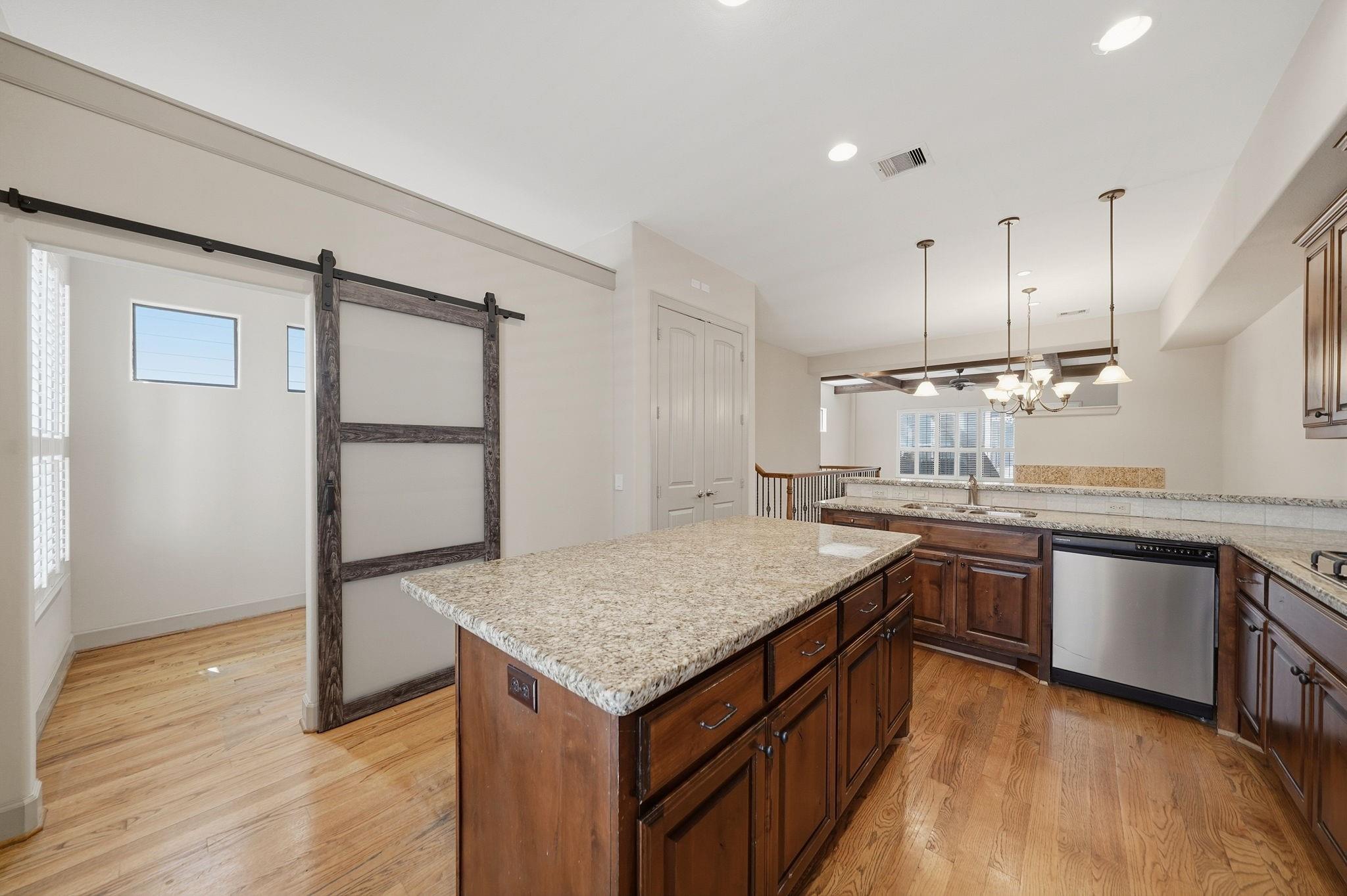 214 Detering Street