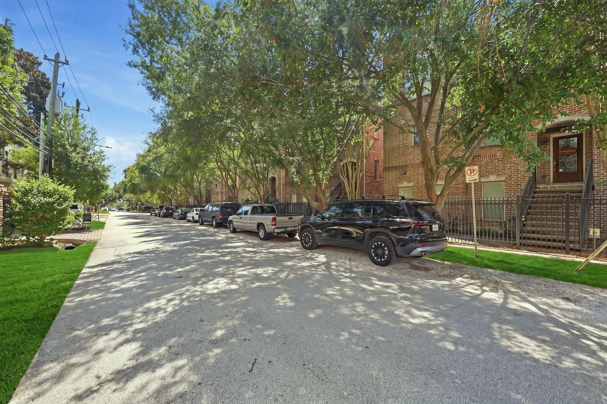 214 Detering Street