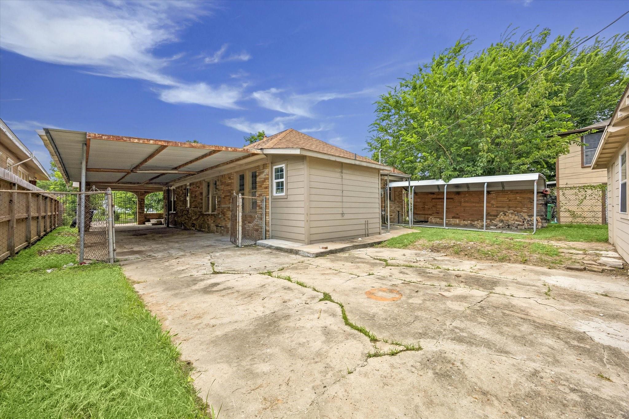 1409 Pearson Street