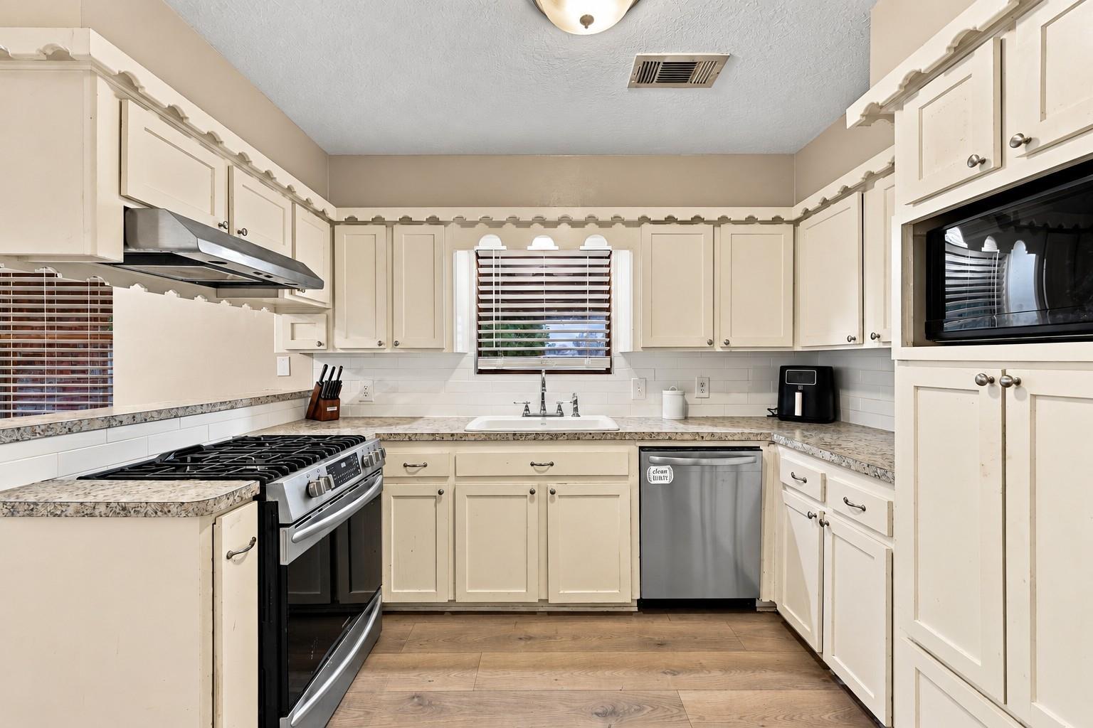 4306 Longhorn Drive