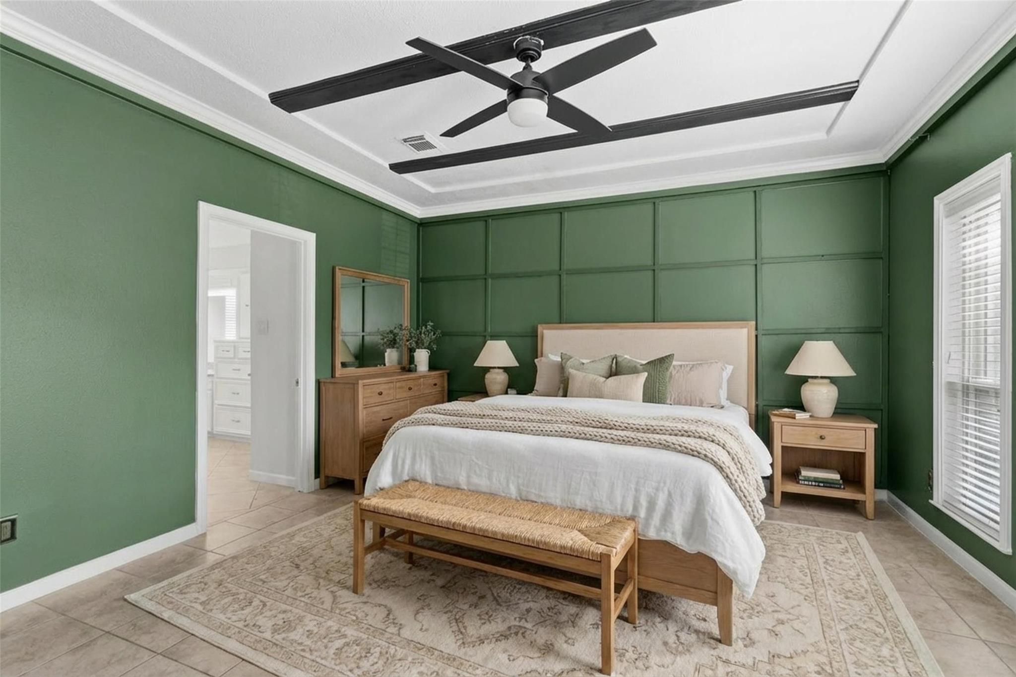 18326 Lake Oaks Drive